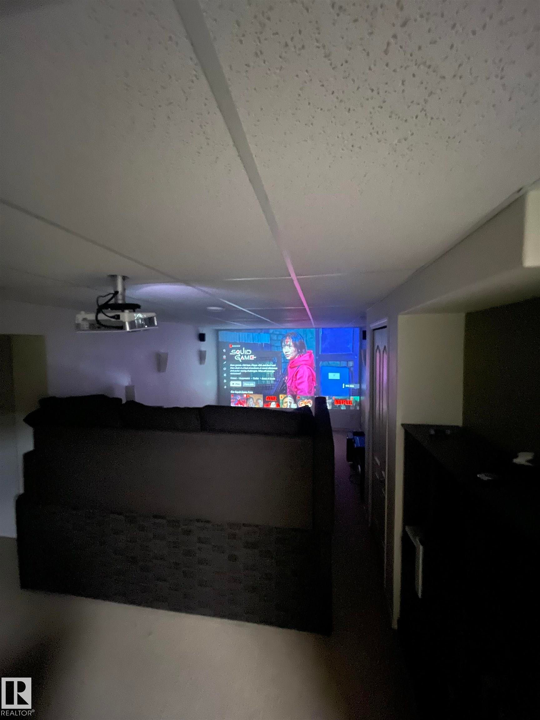 21-671 Silver Berry Road, Edmonton, AB - Indoor