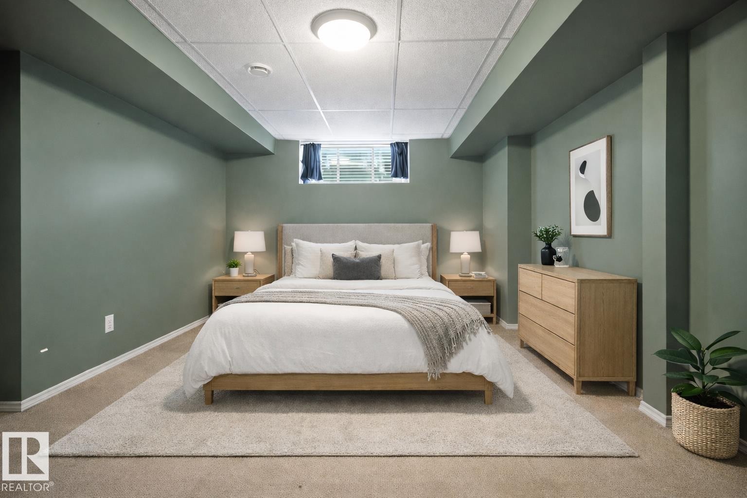 21-671 Silver Berry Road, Edmonton, AB - Indoor Photo Showing Bedroom