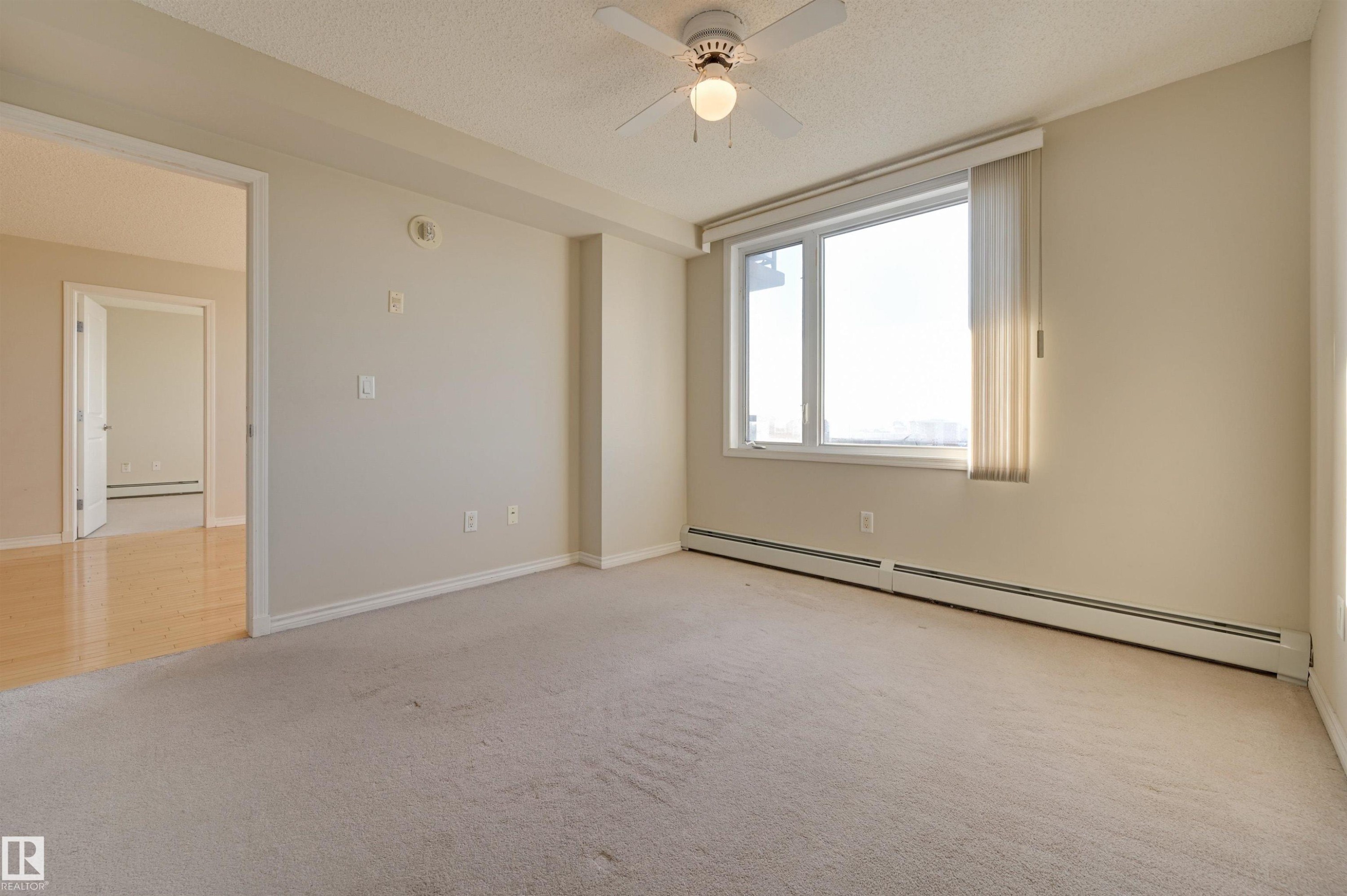 1807 10303 105 Street, Edmonton, AB - Indoor Photo Showing Other Room