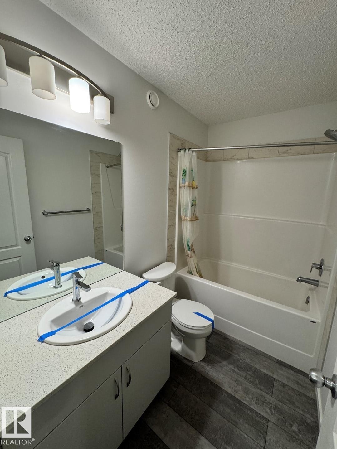 18007 71 Street, Edmonton, AB - Indoor Photo Showing Bathroom