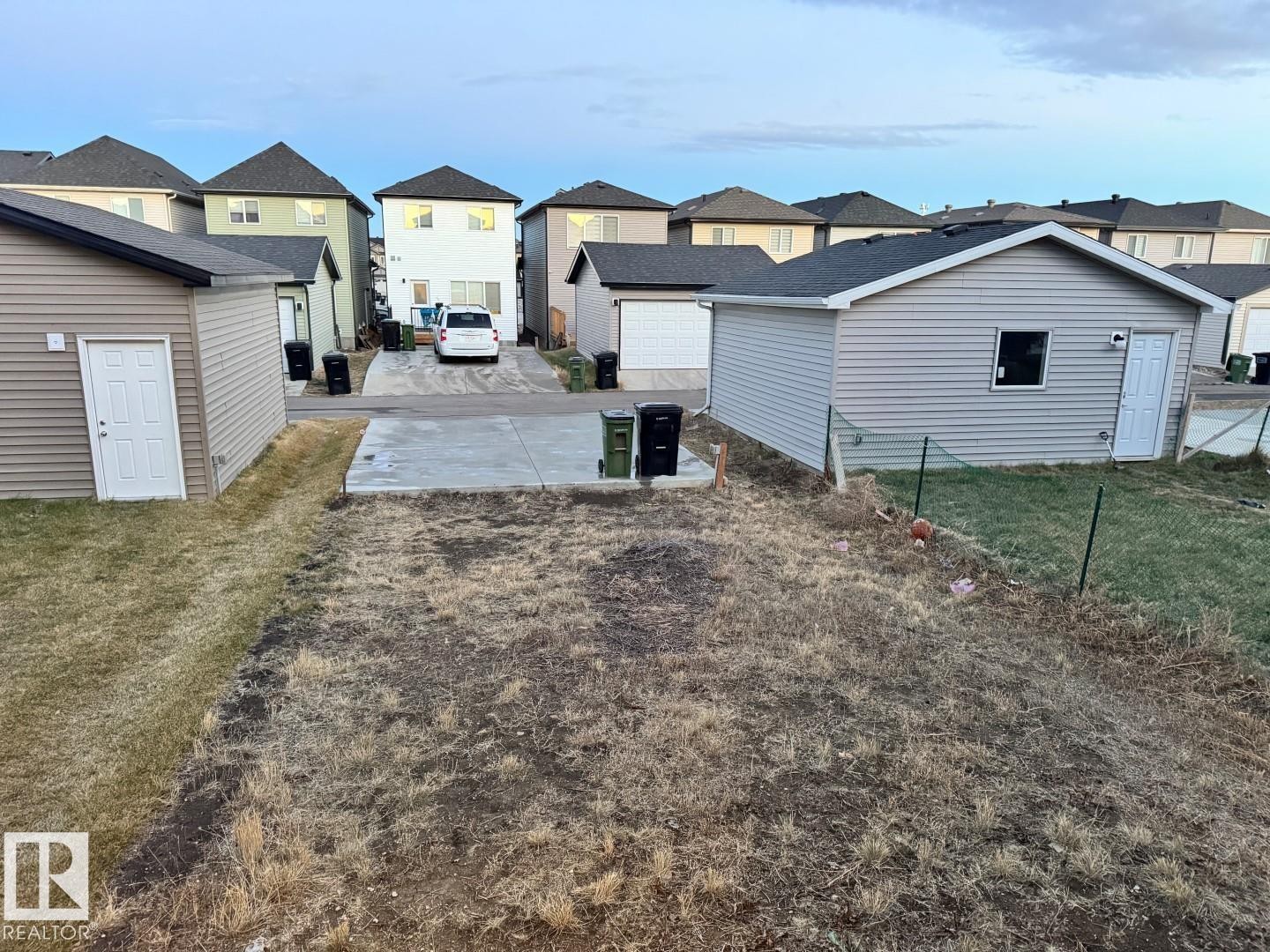 18007 71 Street, Edmonton, AB - Outdoor