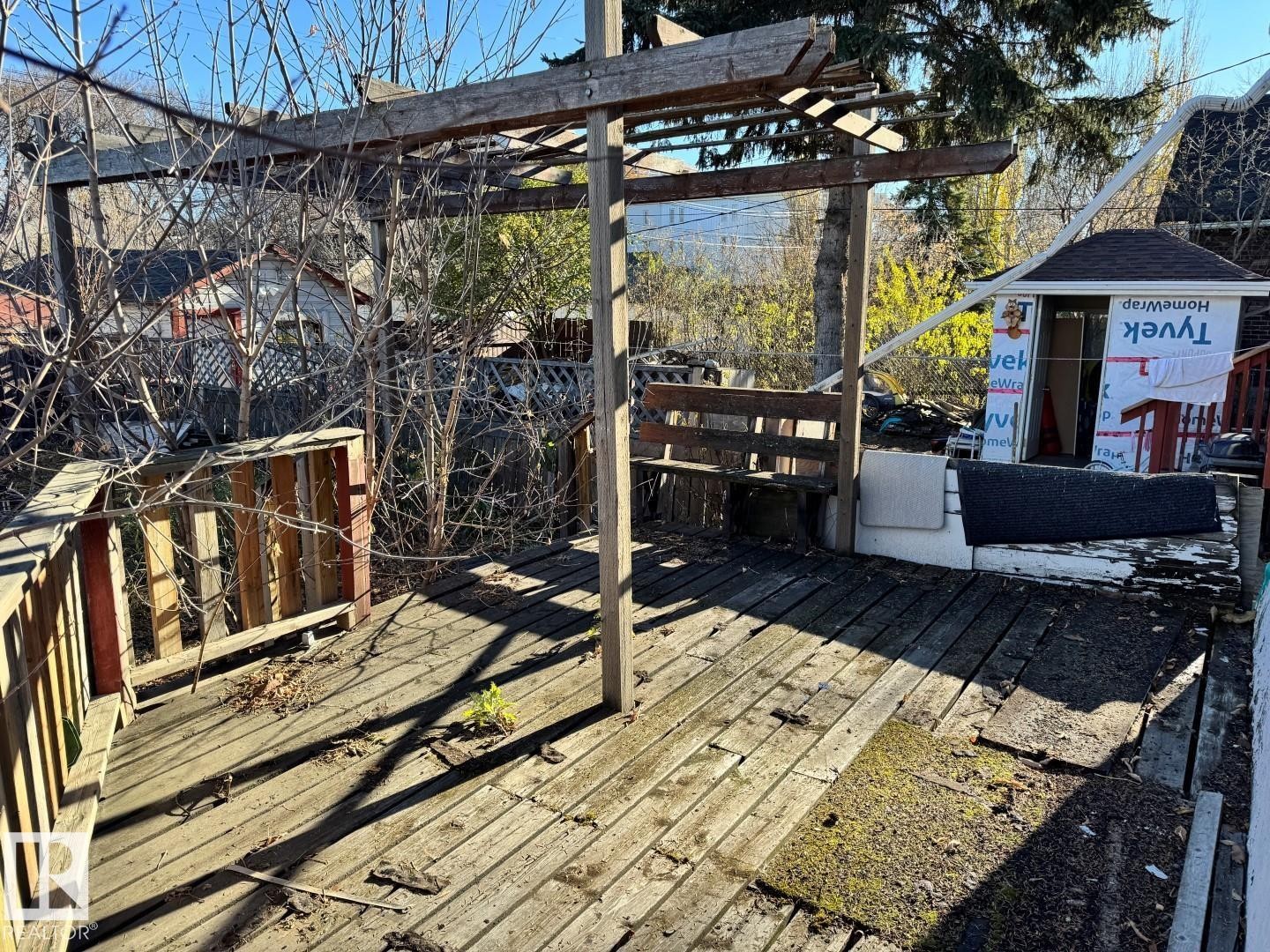 11251 86 Street, Edmonton, AB - Outdoor