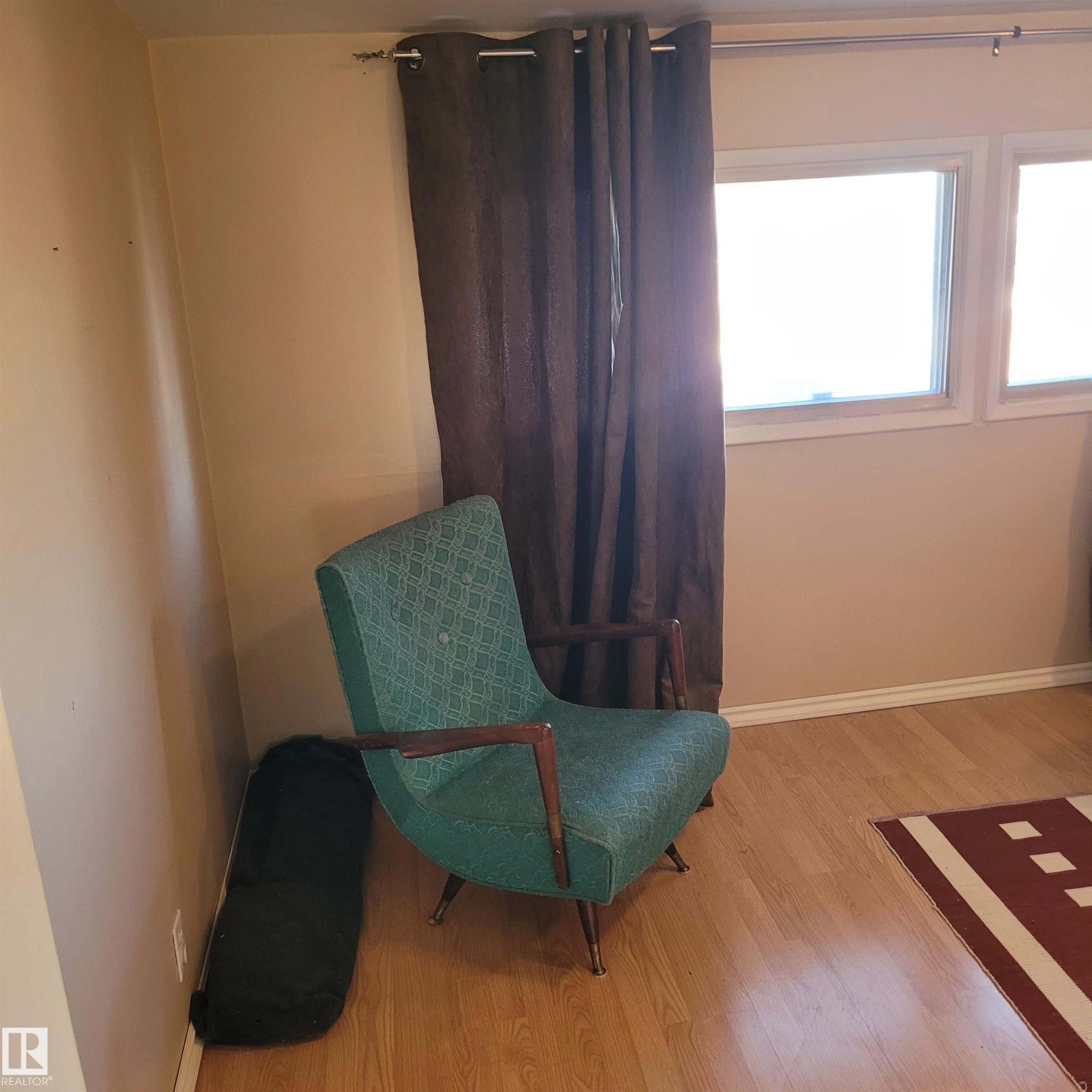 11212 134 Avenue, Edmonton, AB - Indoor