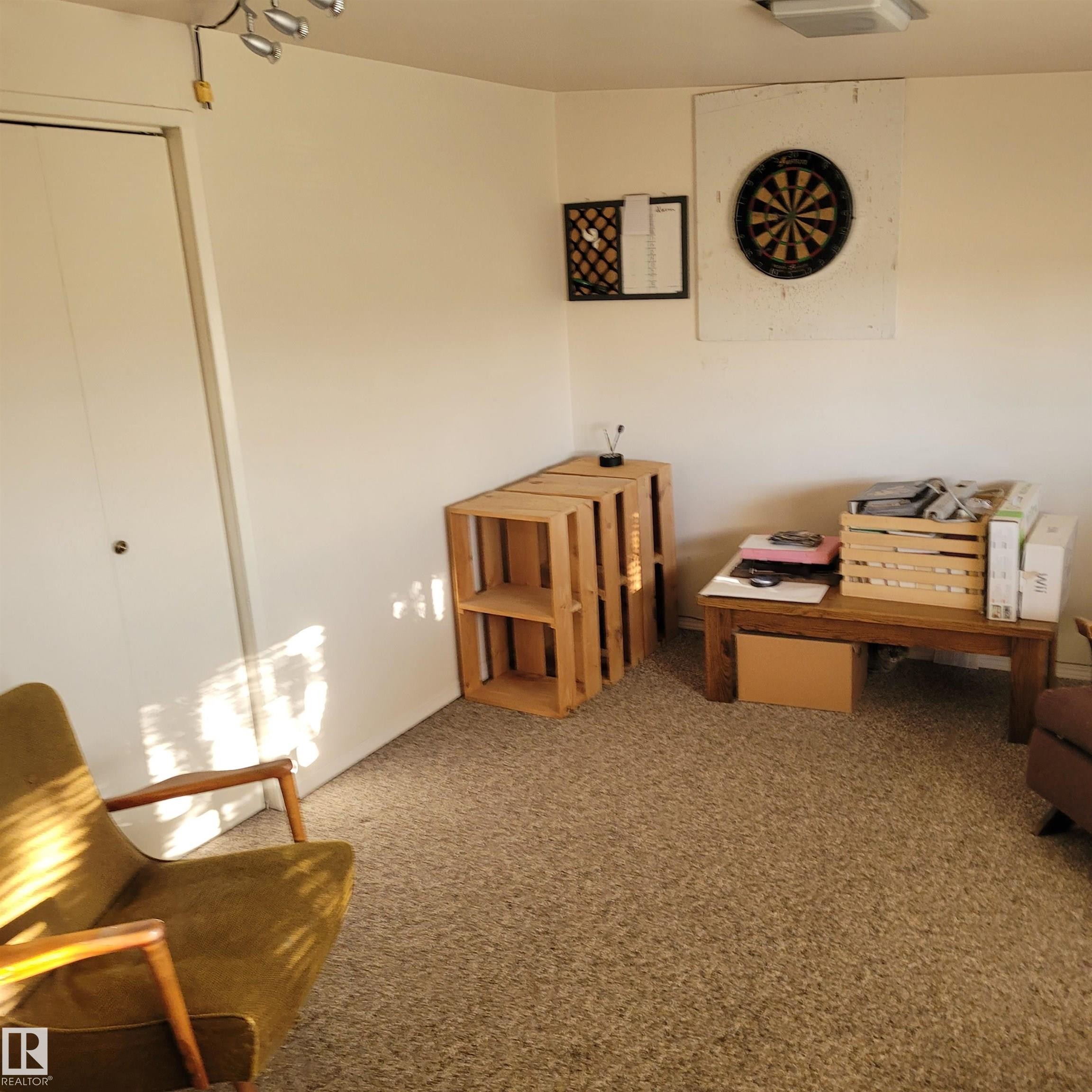 11212 134 Avenue, Edmonton, AB - Indoor Photo Showing Other Room