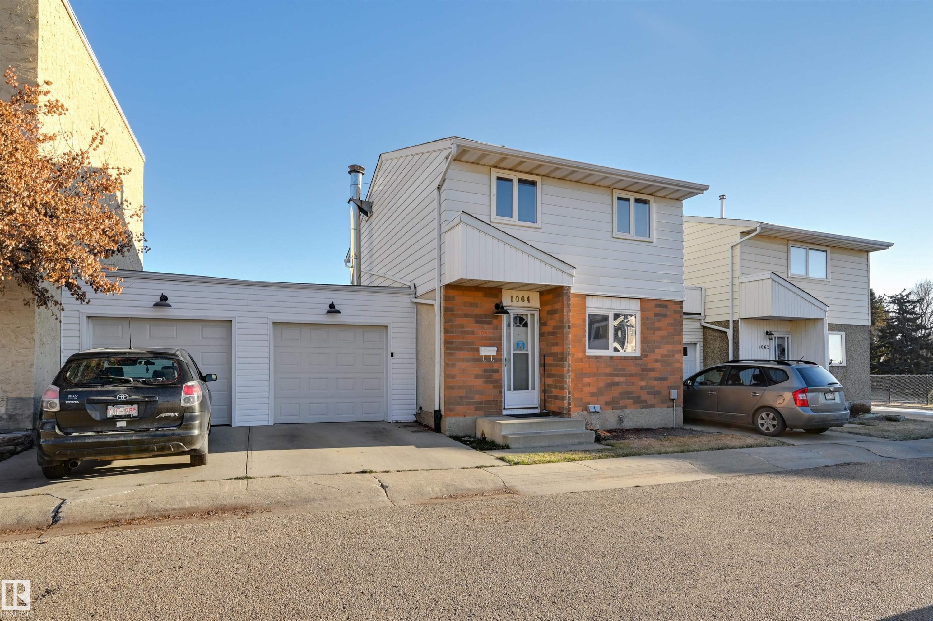 1064 Millbourne Road E, Edmonton, AB - Outdoor