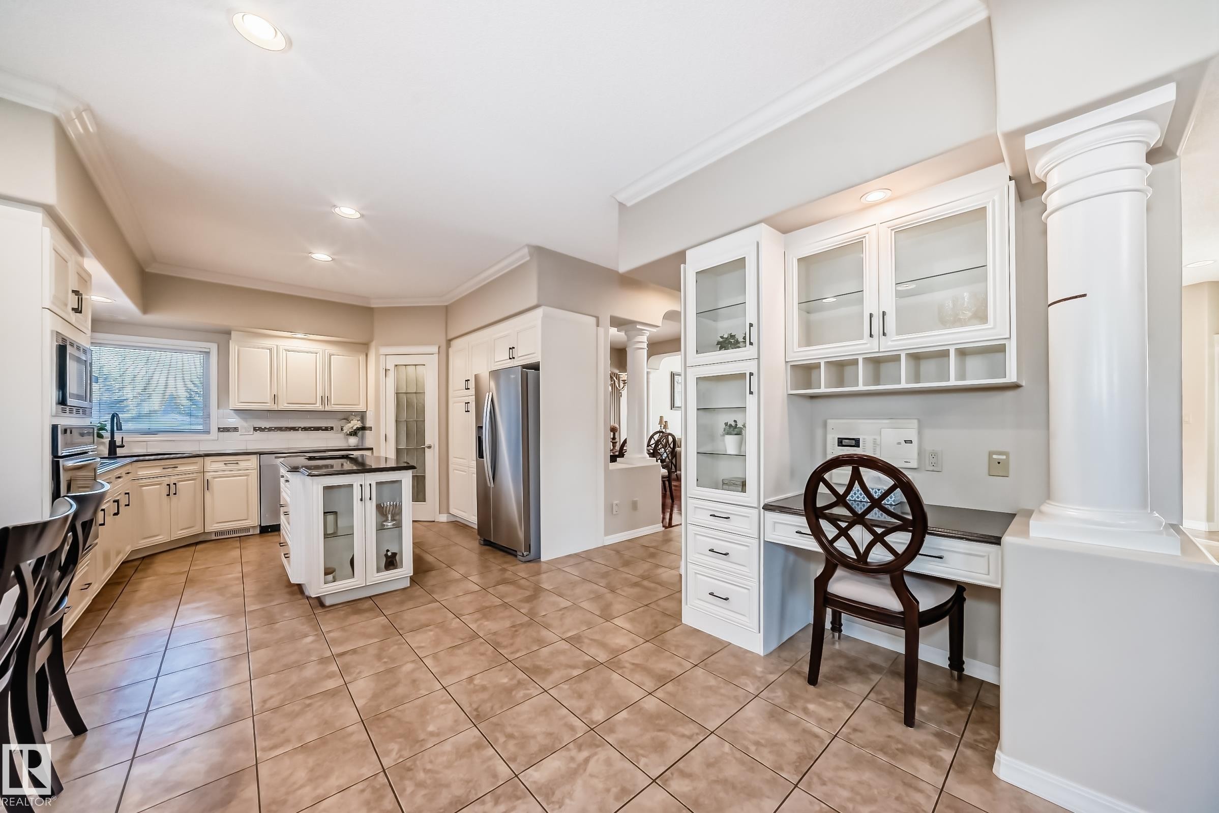 203 Darlington Crescent, Edmonton, AB - Indoor