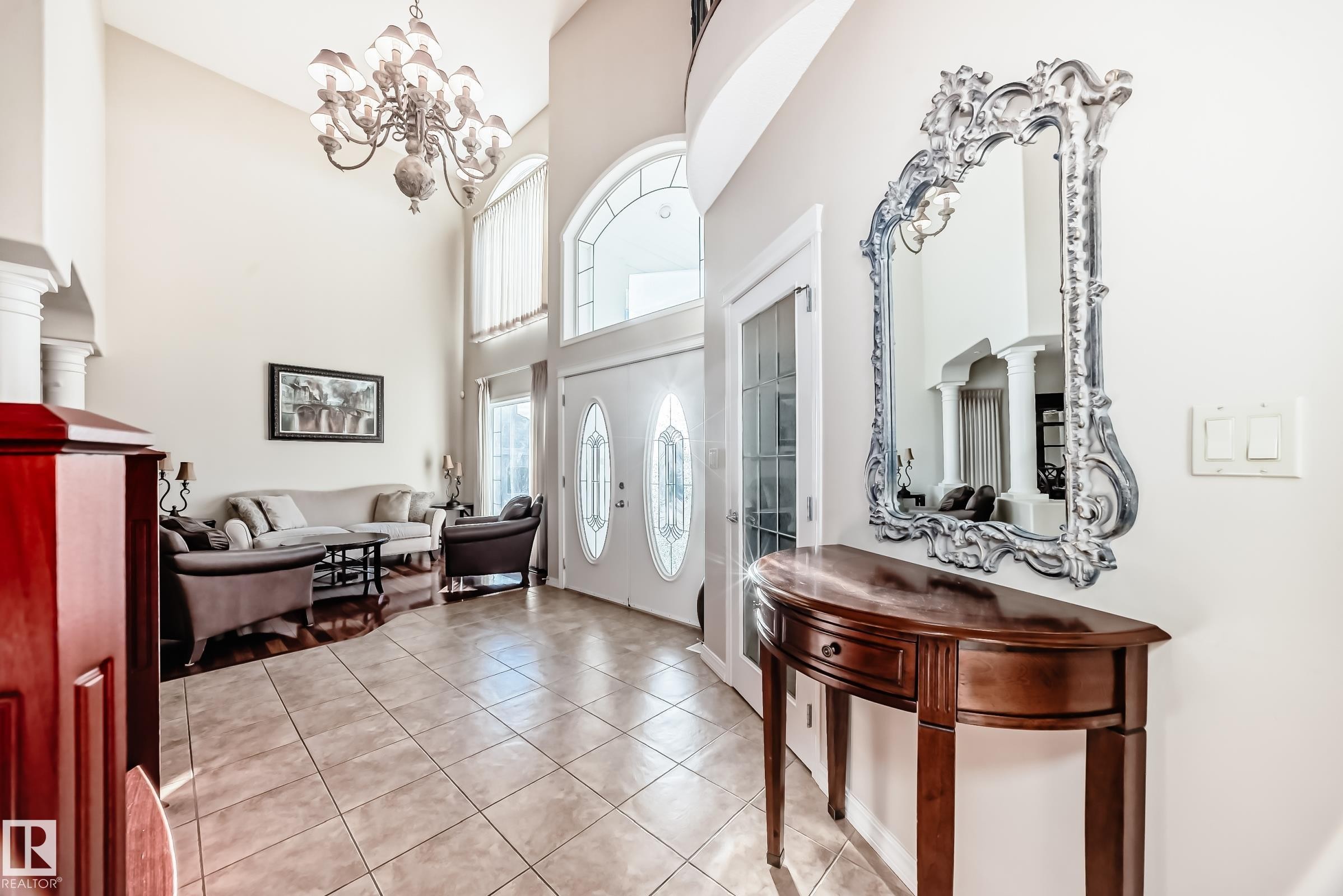 203 Darlington Crescent, Edmonton, AB - Indoor Photo Showing Other Room