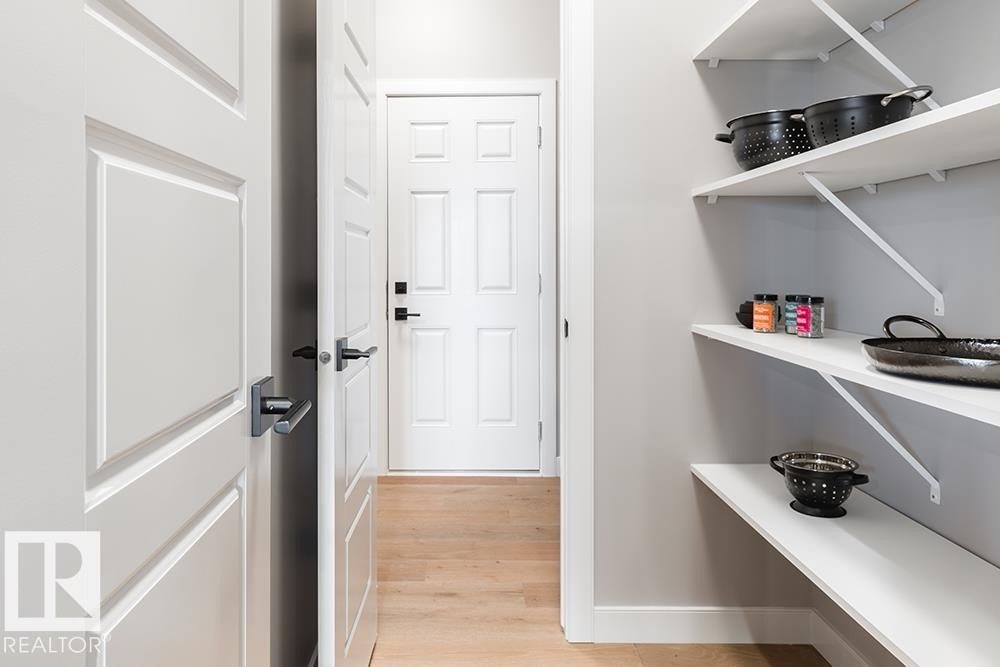 9389 Cooper Bend Bend, Edmonton, AB - Indoor Photo Showing Other Room