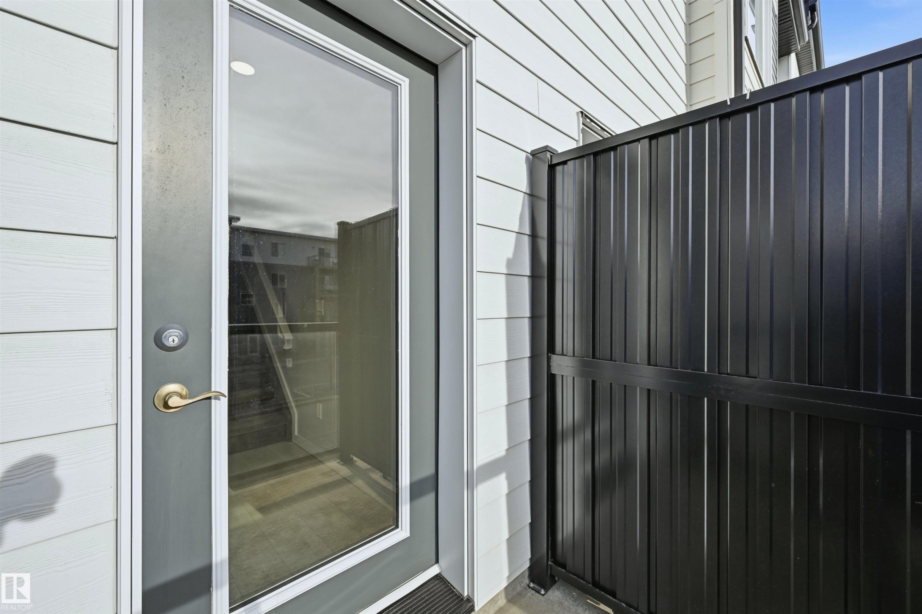 16 804 Welsh Drive, Edmonton, AB - Photo Showing Other Room