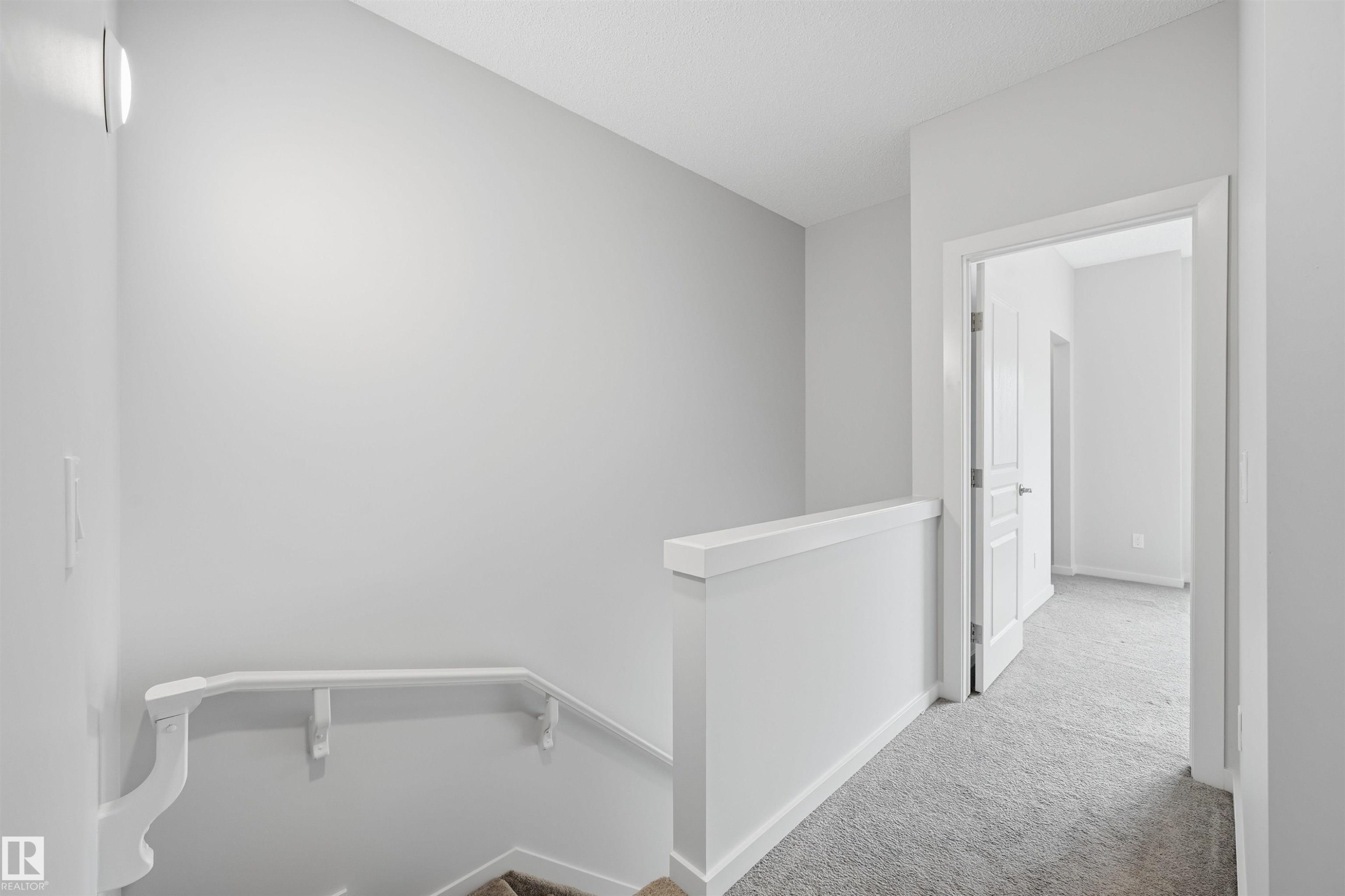 16 804 Welsh Drive, Edmonton, AB - Indoor Photo Showing Other Room