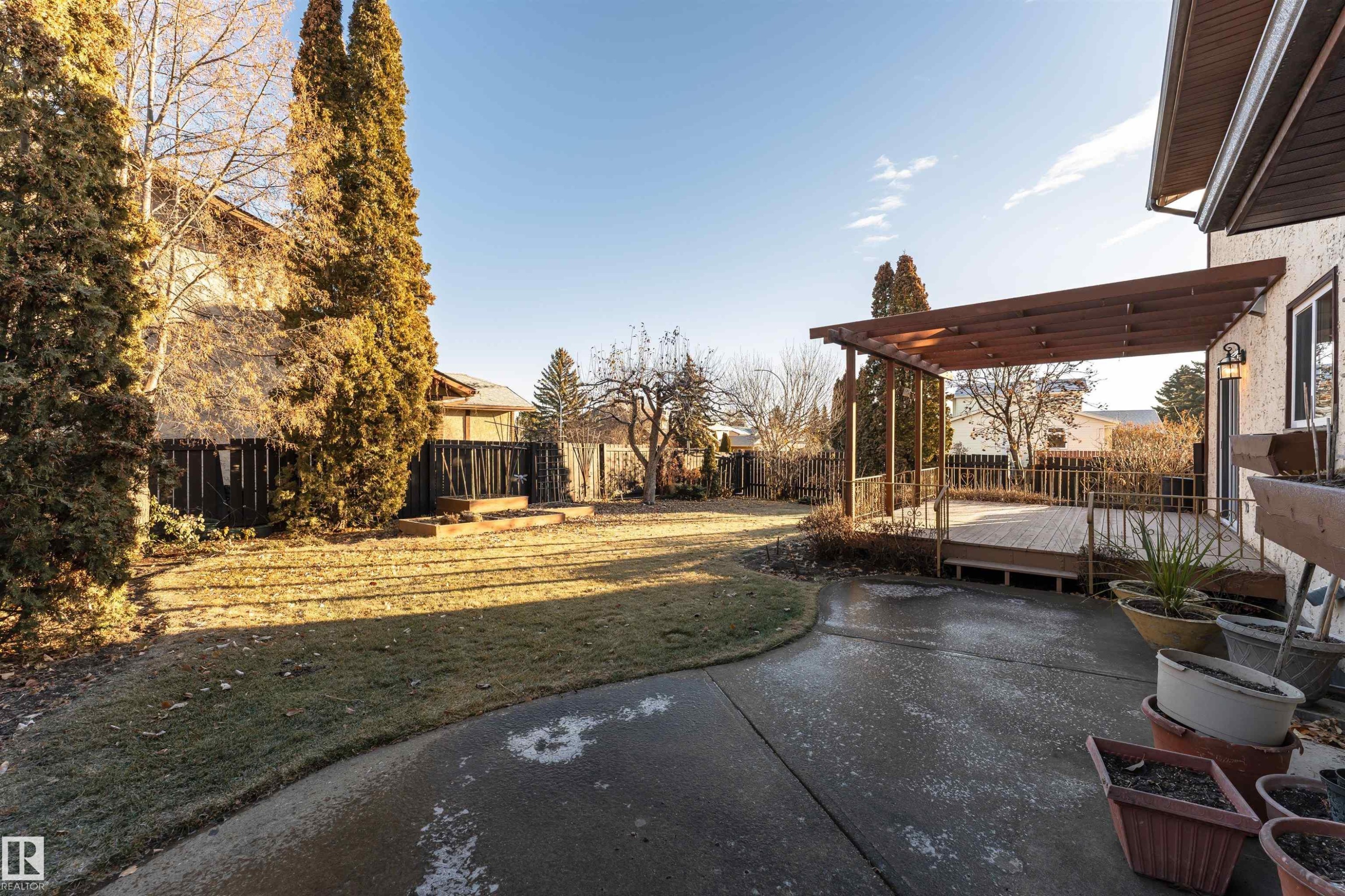 18408 55 Avenue, Edmonton, AB - Outdoor