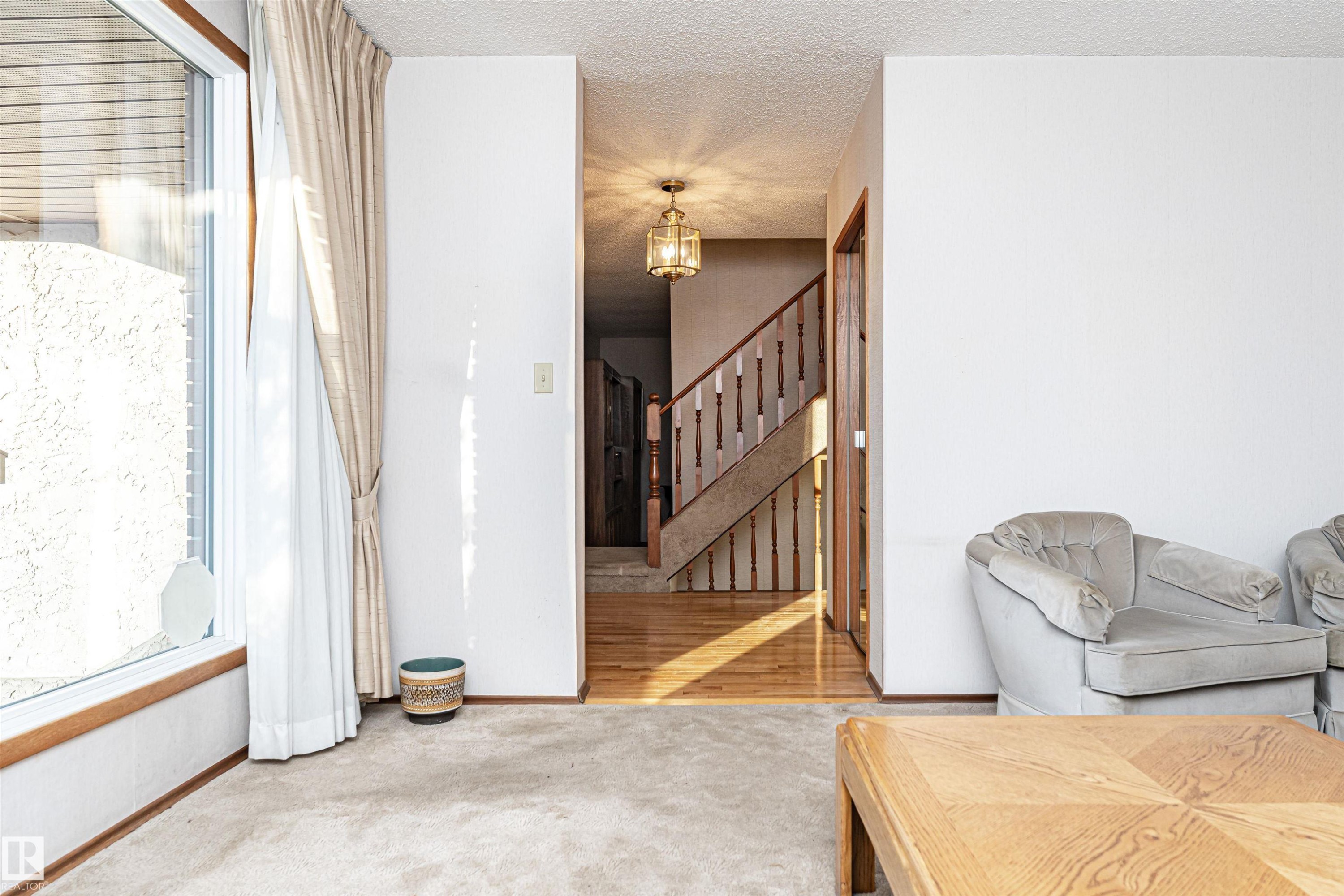 18408 55 Avenue, Edmonton, AB - Indoor