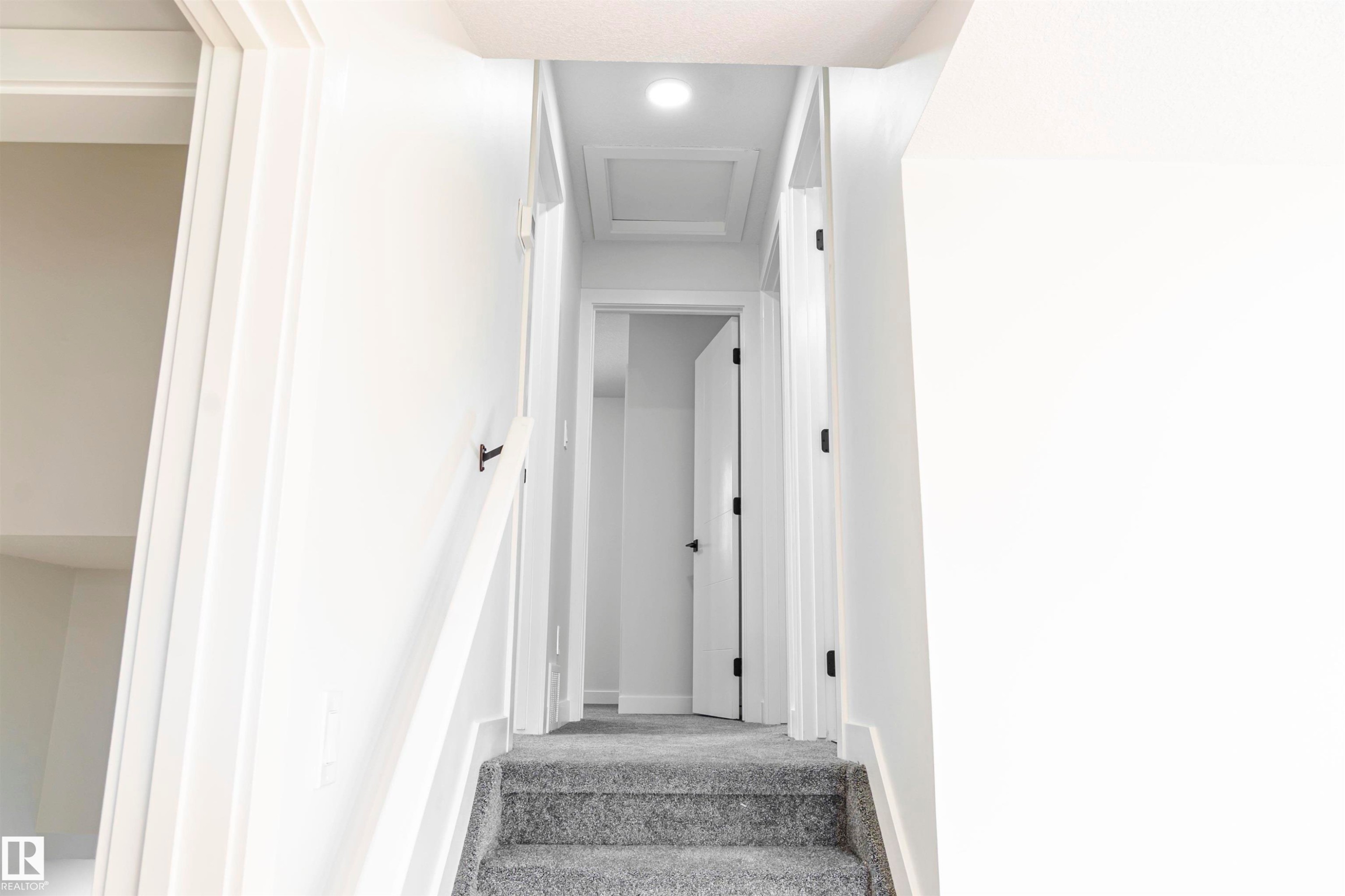 3710 41 Avenue, Edmonton, AB - Indoor Photo Showing Other Room