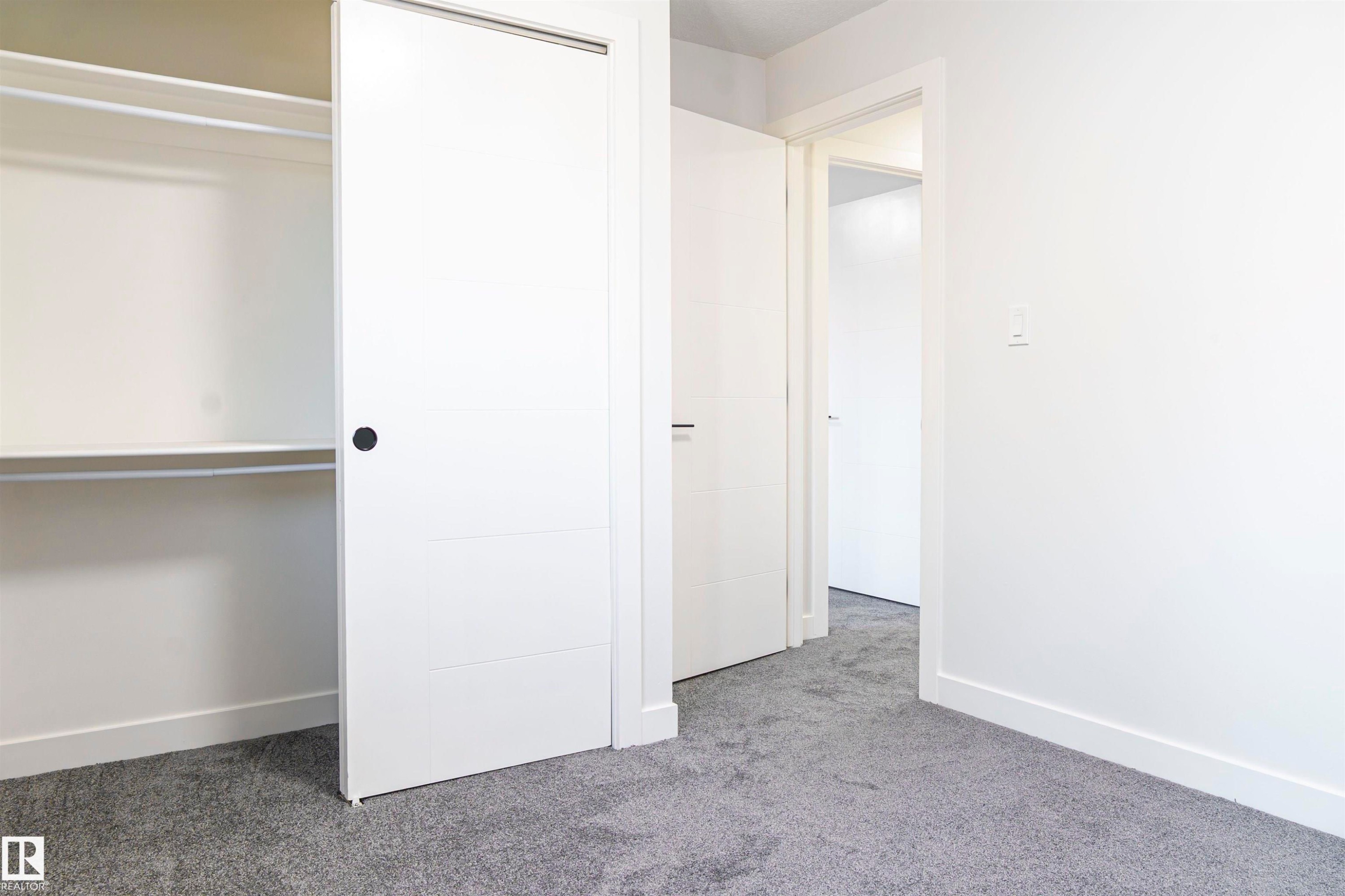 3710 41 Avenue, Edmonton, AB - Indoor