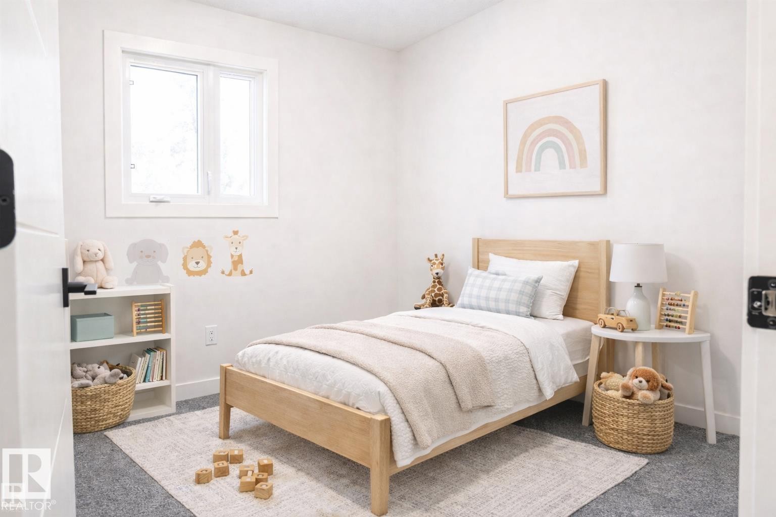 3710 41 Avenue, Edmonton, AB - Indoor Photo Showing Bedroom