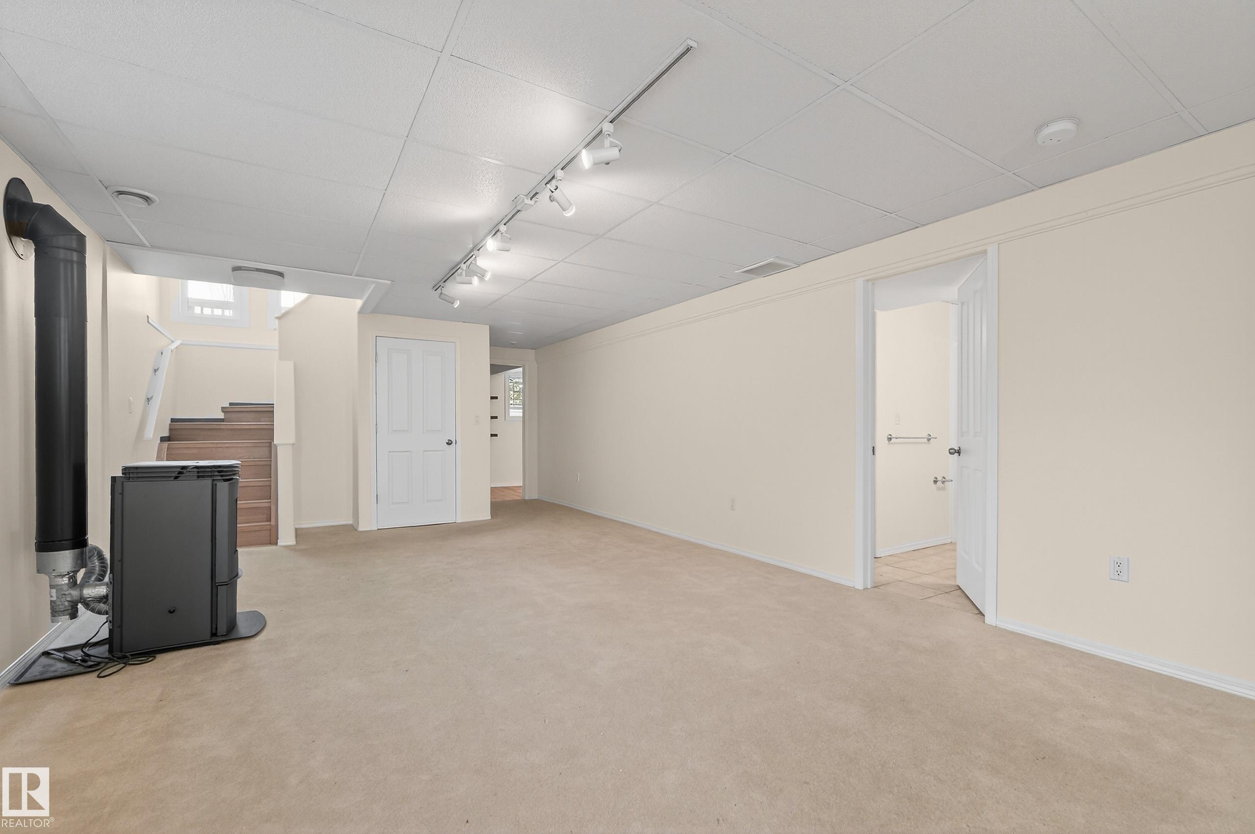 16233 131A Street, Edmonton, AB - Indoor Photo Showing Other Room