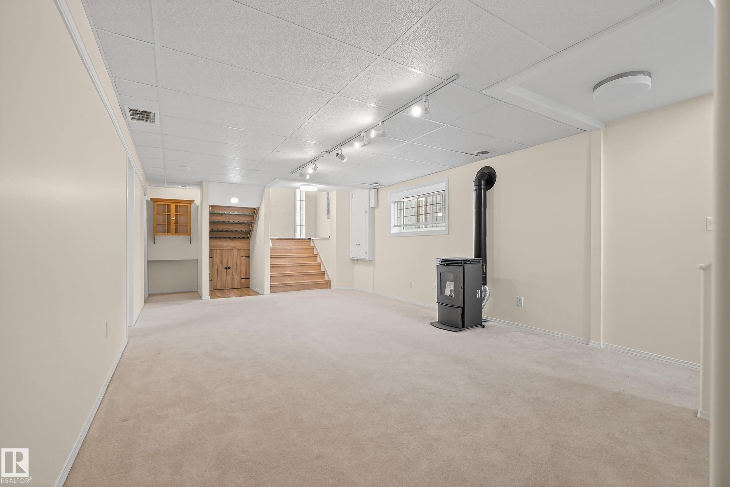 16233 131A Street, Edmonton, AB - Indoor