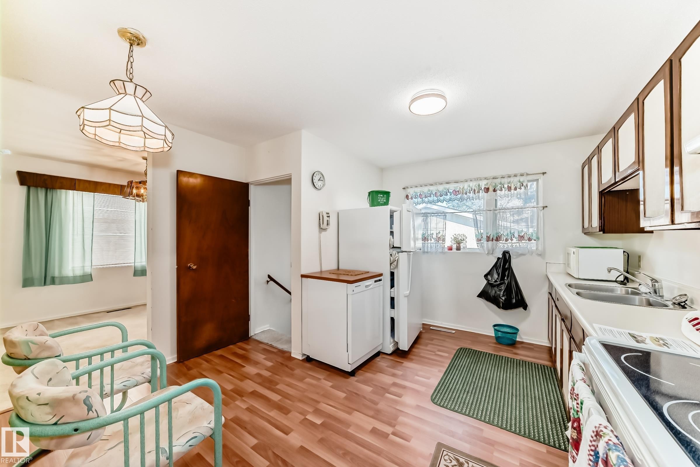 Edmonton, AB - Indoor Photo Showing Kitchen With Double Sink