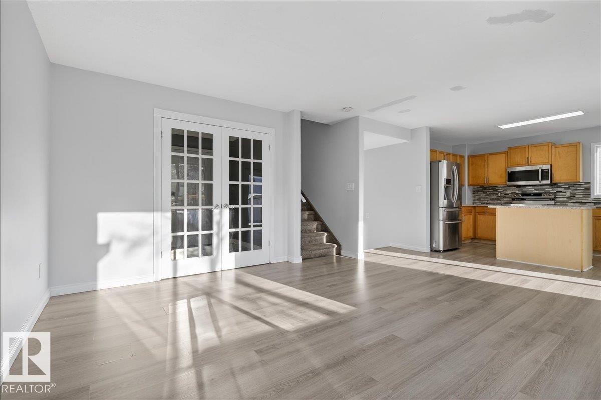 3323 26 Avenue, Edmonton, AB - Indoor Photo Showing Kitchen