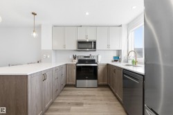 656 35 Street Edmonton, AB T6X 2Z1