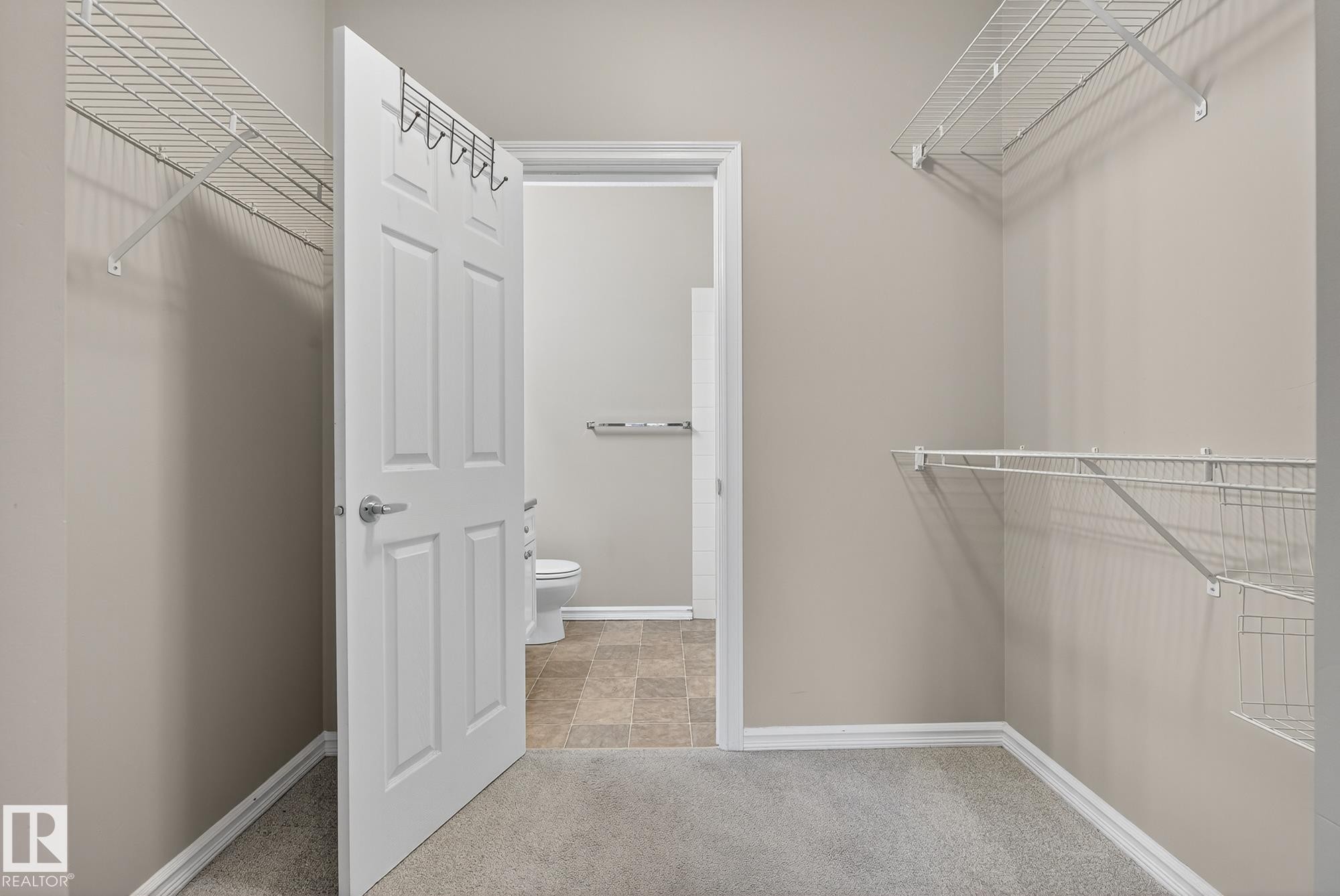 225 226 Macewan Road, Edmonton, AB - Indoor Photo Showing Bathroom