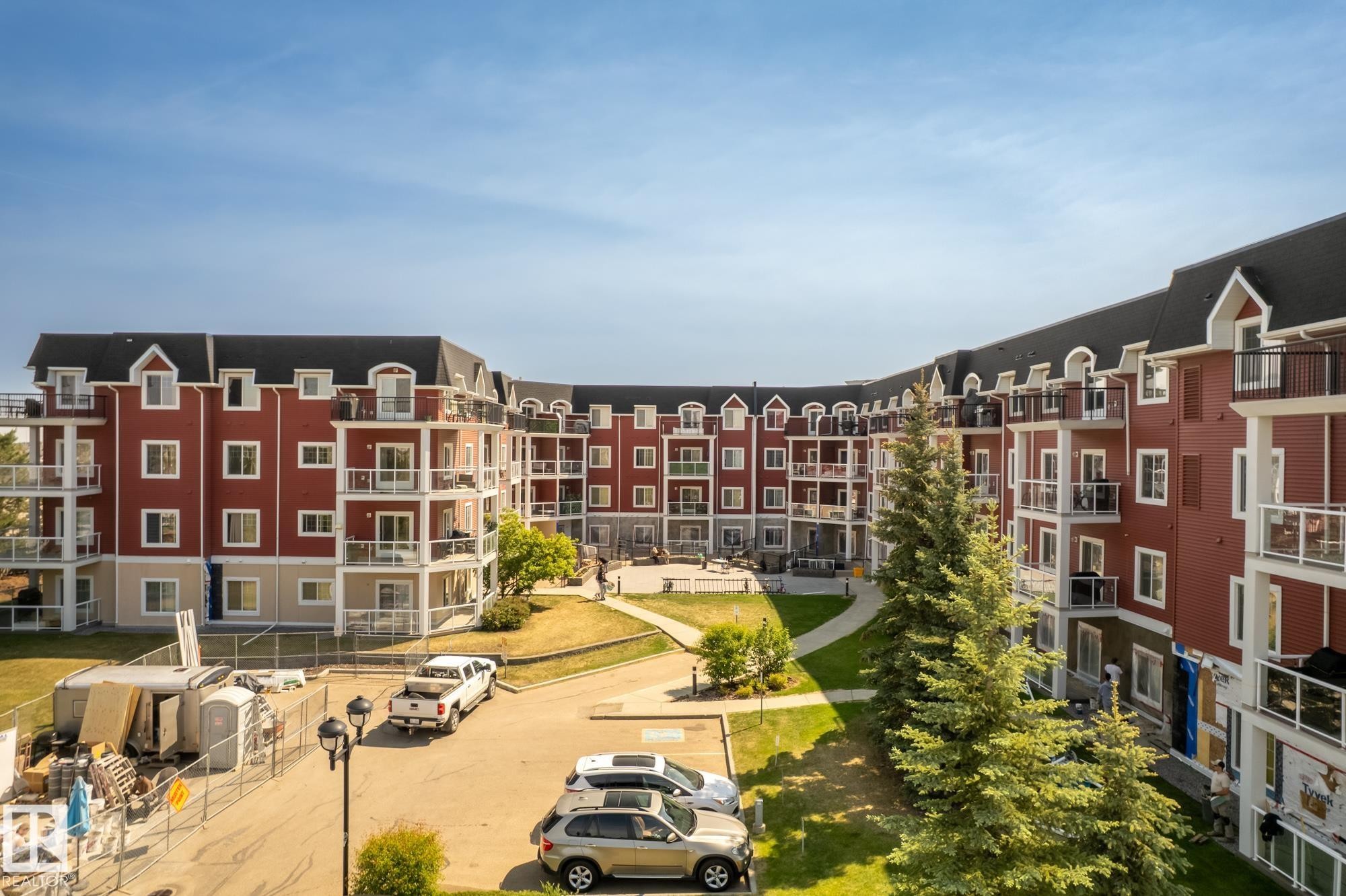225 226 Macewan Road, Edmonton, AB - Outdoor With Facade