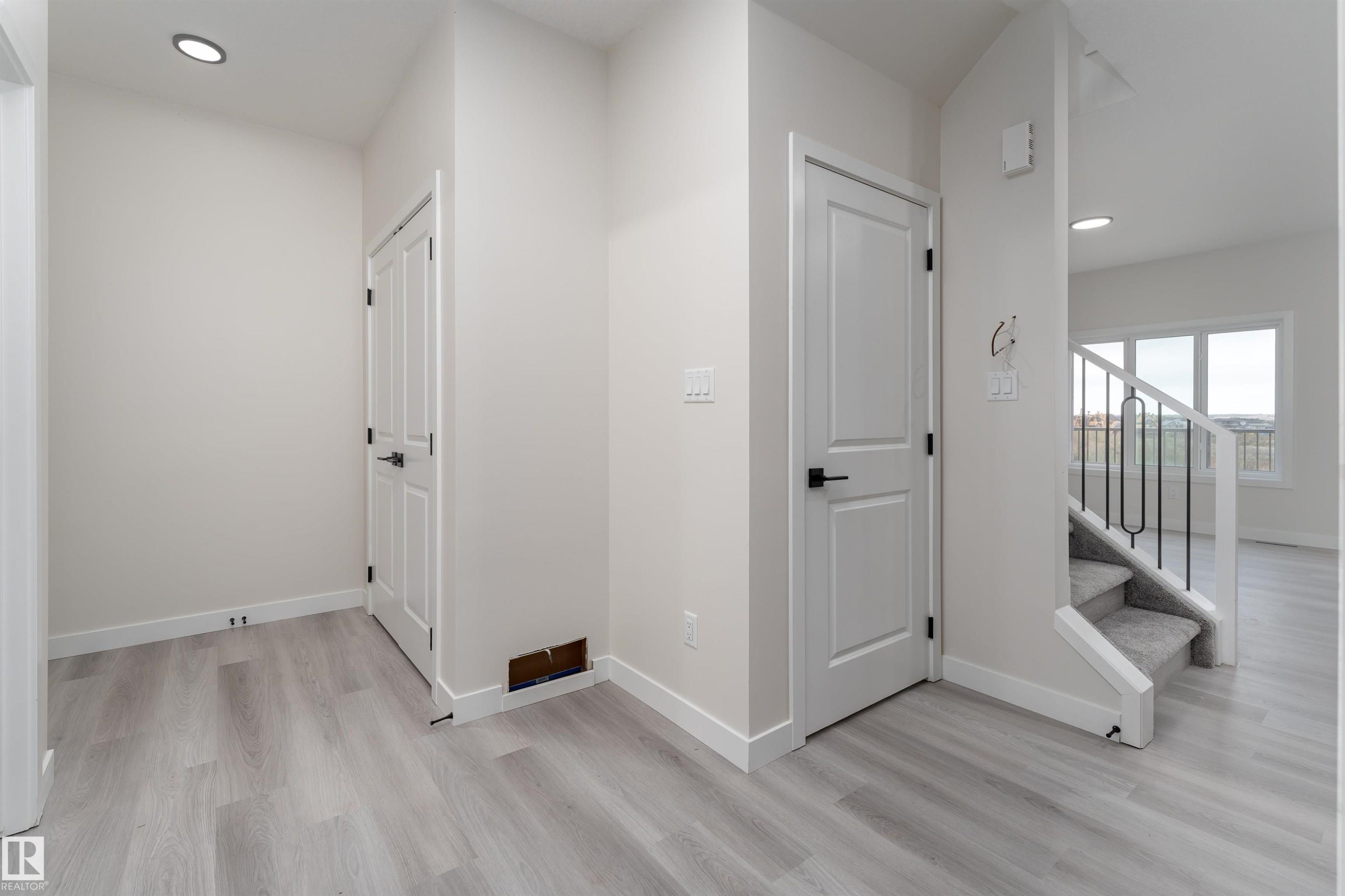 137 Pierwyck Loop, Spruce Grove, AB - Indoor Photo Showing Other Room