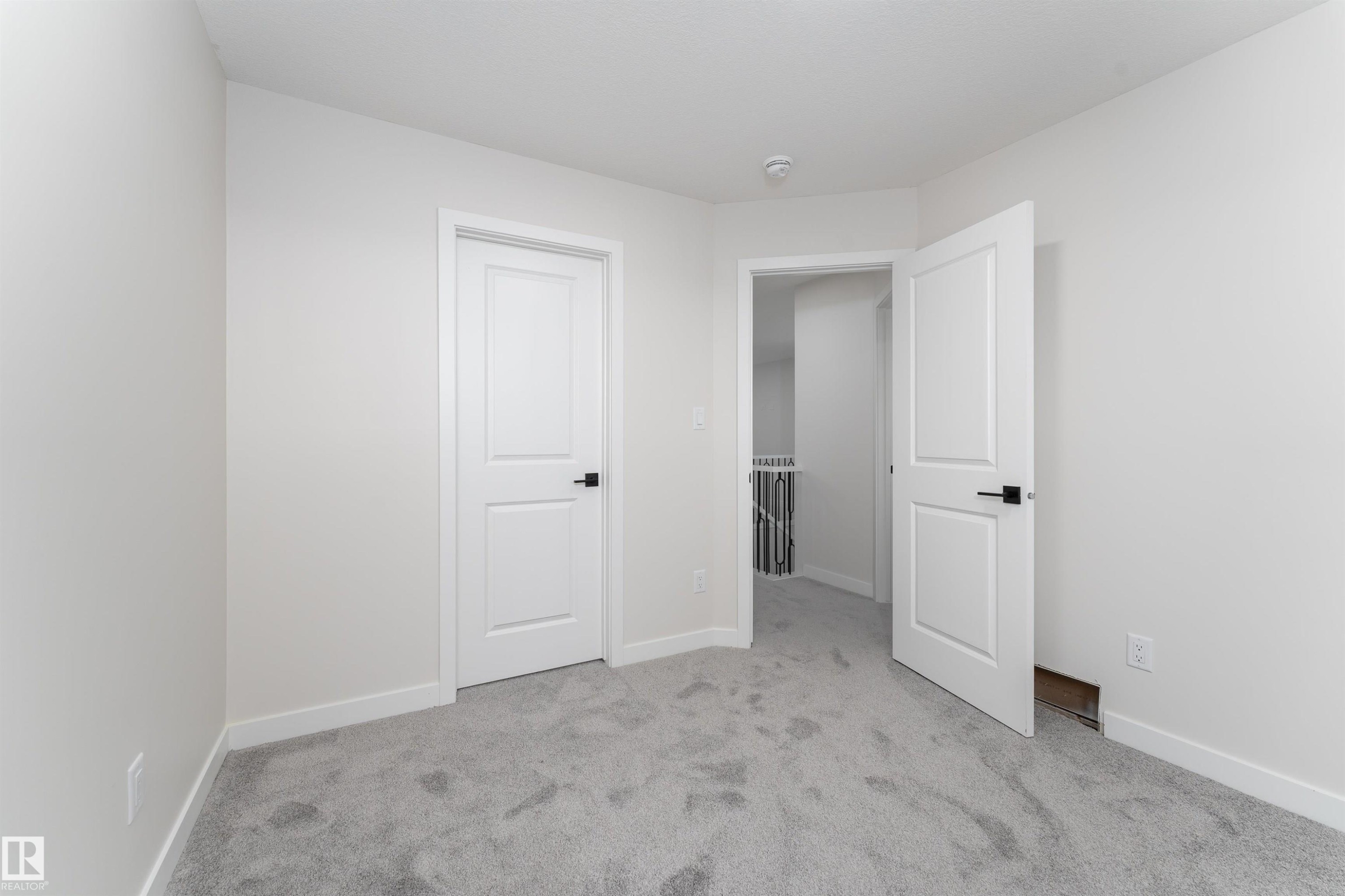 137 Pierwyck Loop, Spruce Grove, AB - Indoor Photo Showing Other Room