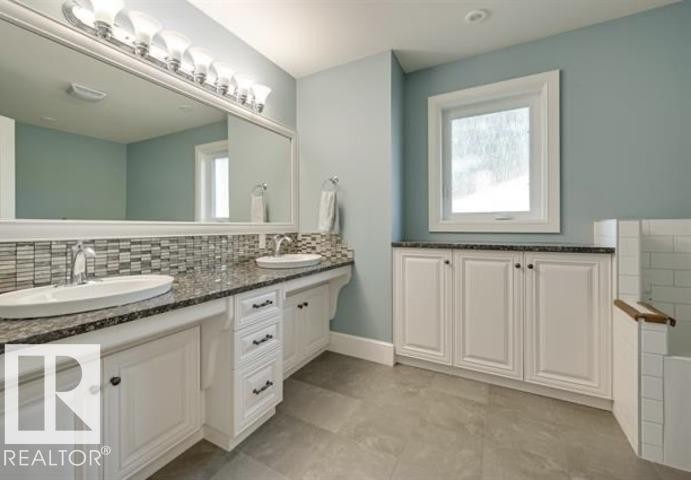10836 130 St, Edmonton, AB - Indoor Photo Showing Bathroom
