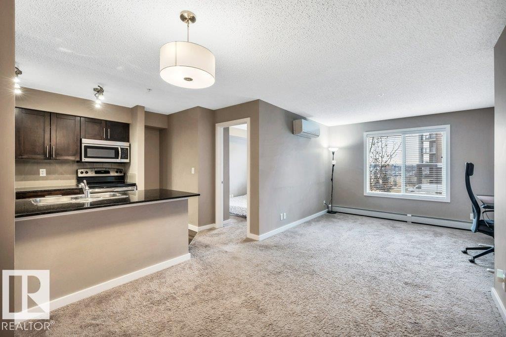 208 12035 22 Avenue, Edmonton, AB - Indoor Photo Showing Other Room