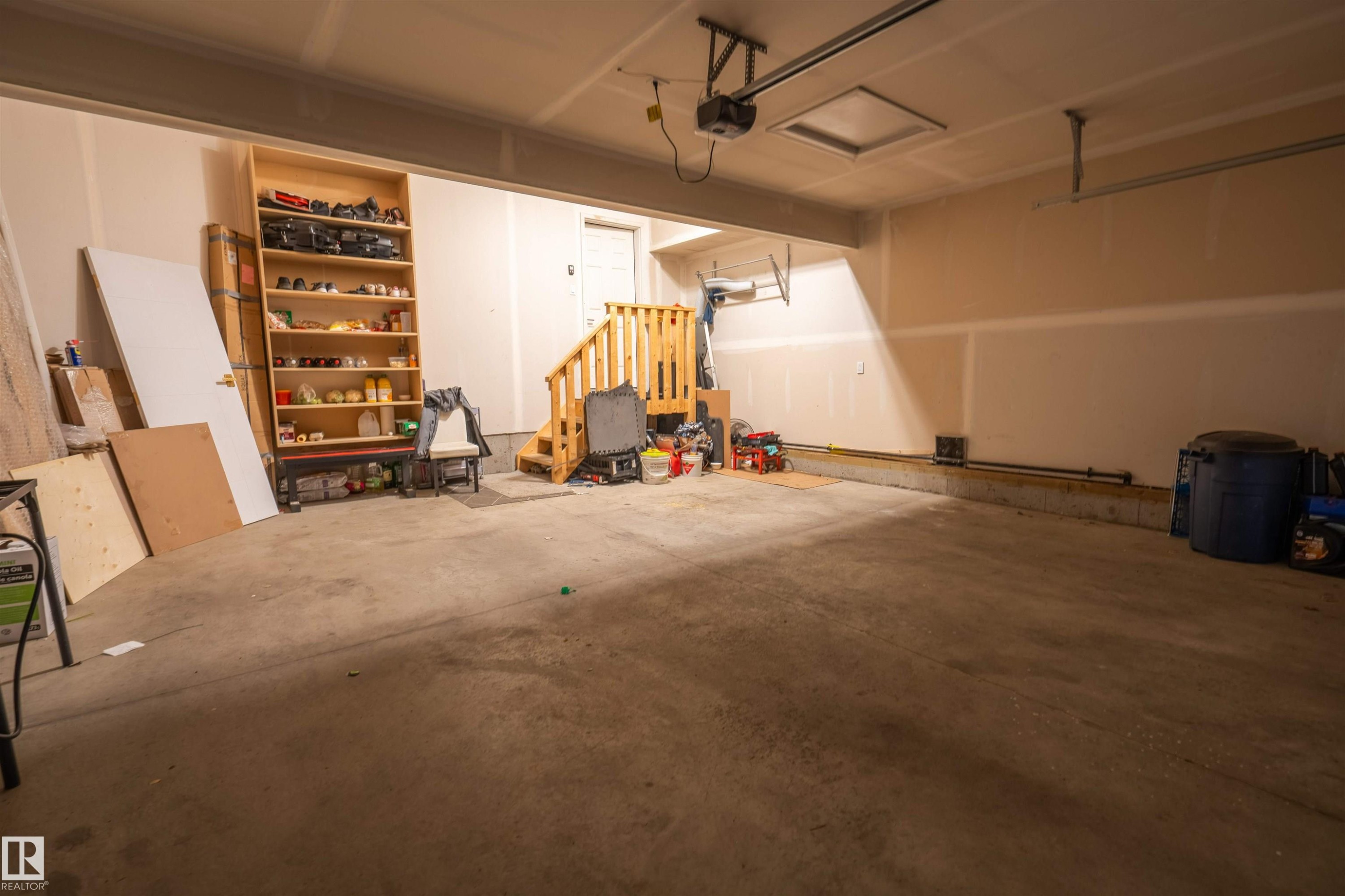 2060 Ware Road, Edmonton, AB - Indoor Photo Showing Garage