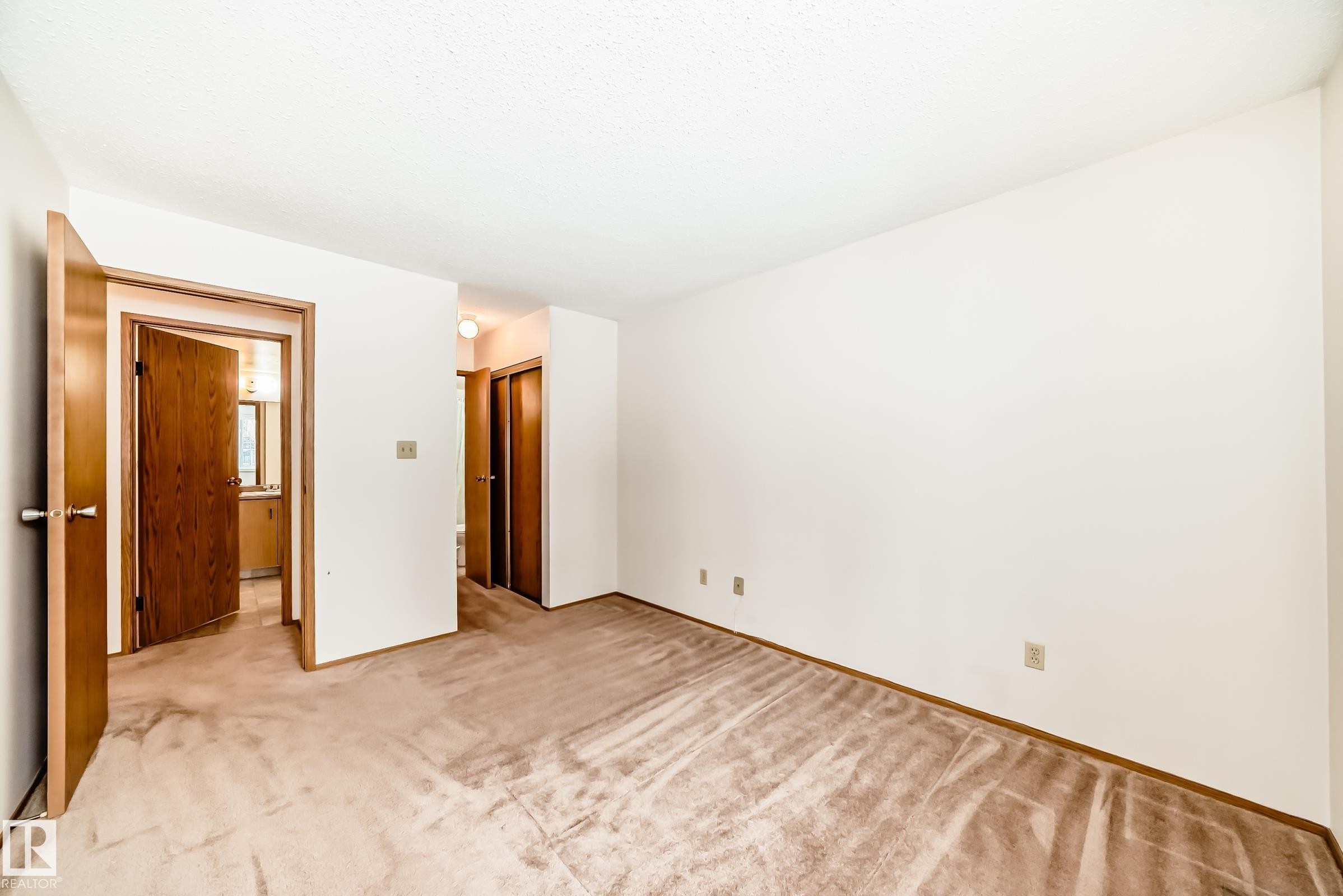 104 70 Alpine Place, St. Albert, AB - Indoor Photo Showing Other Room