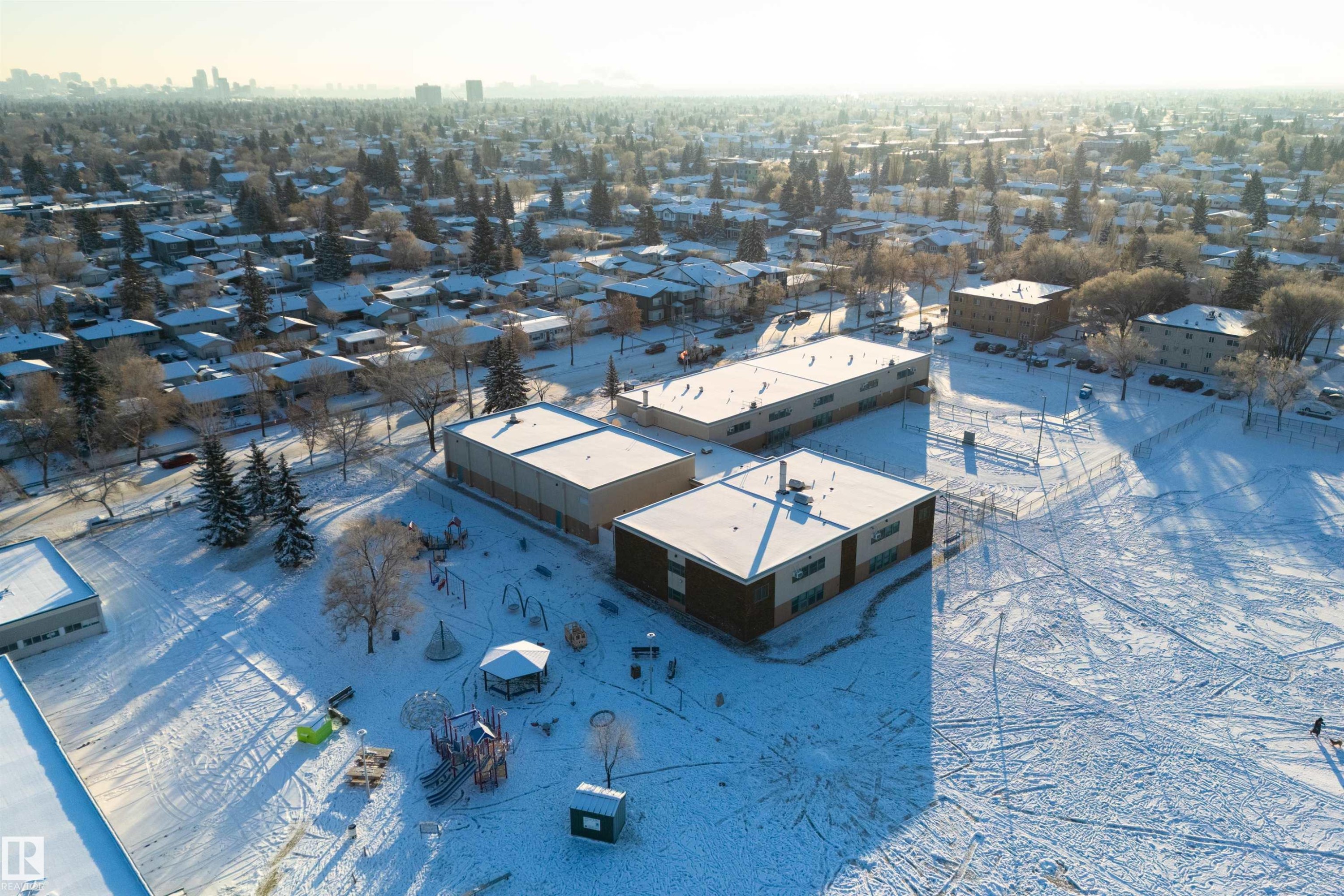 15805 109 Avenue, Edmonton, AB