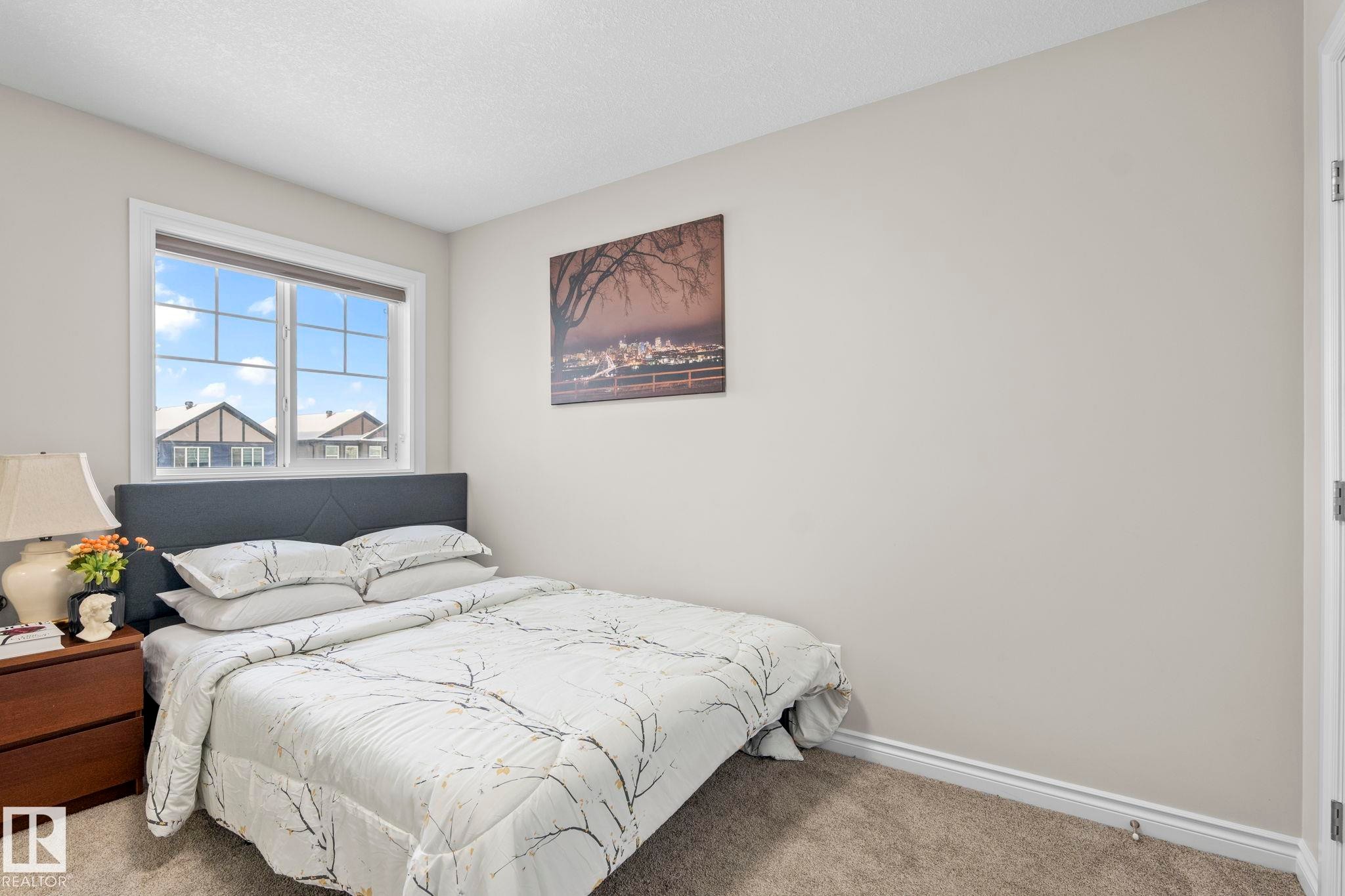 73 Redspur Drive, St. Albert, AB - Indoor Photo Showing Bedroom