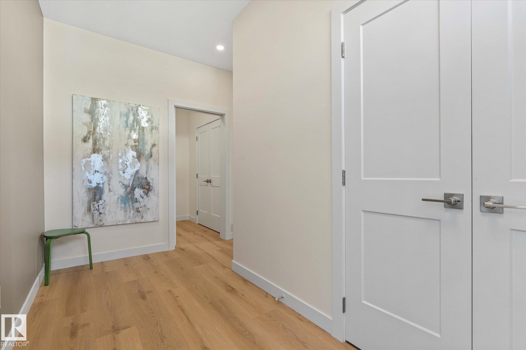 2013 154 Avenue, Edmonton, AB - Indoor Photo Showing Other Room