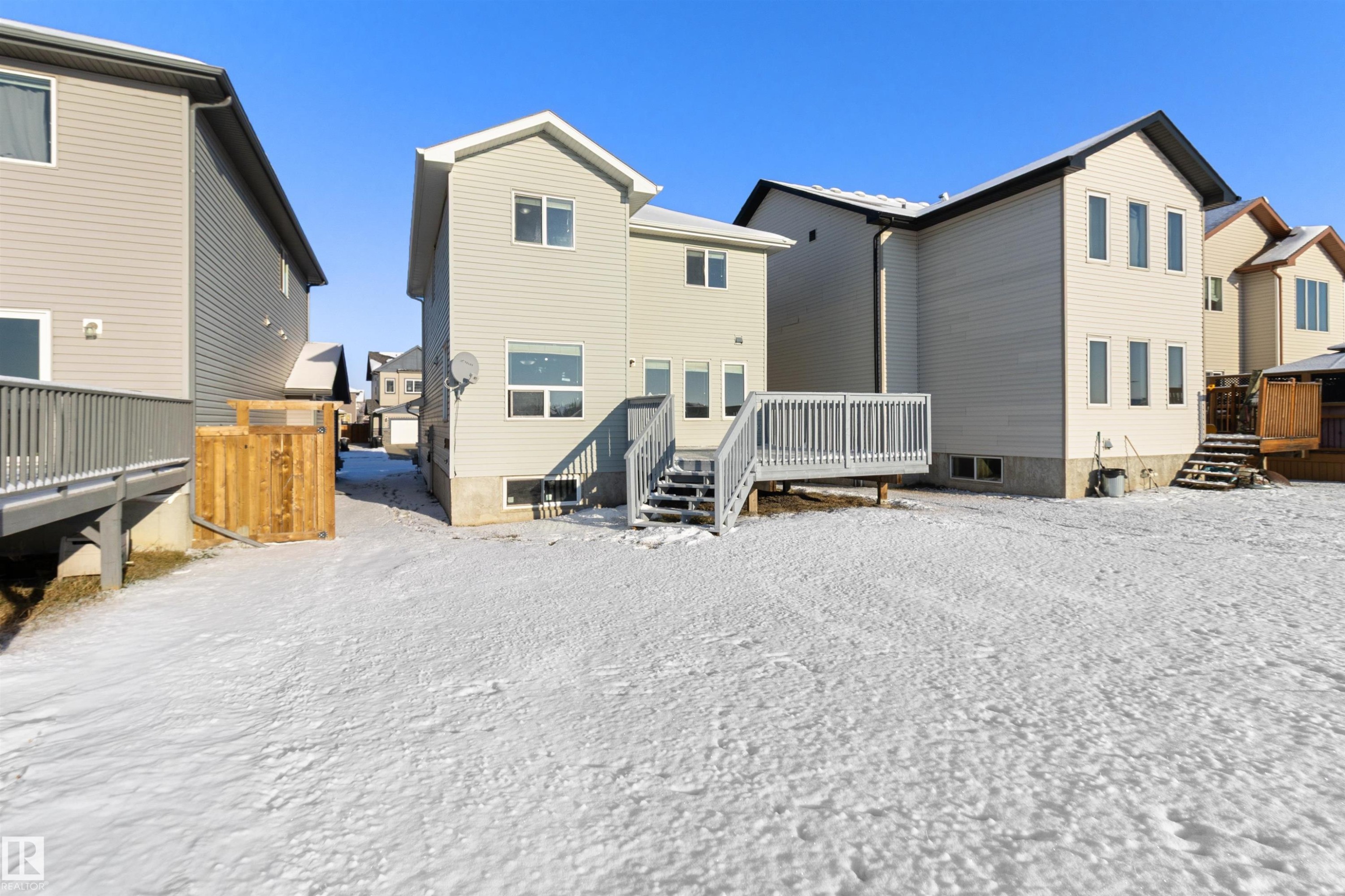 75 Dunlop Wynd, Leduc, AB - Outdoor