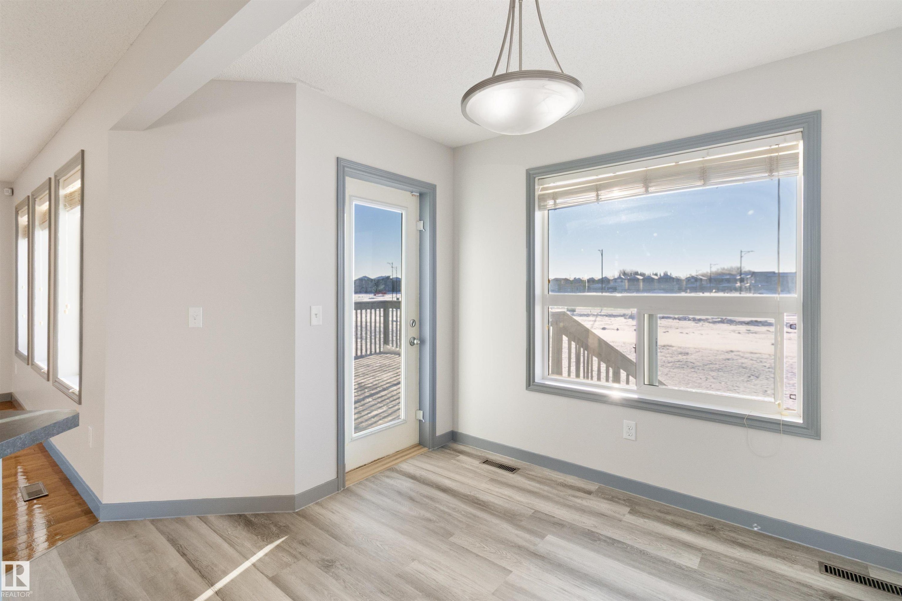 75 Dunlop Wynd, Leduc, AB - Indoor Photo Showing Other Room