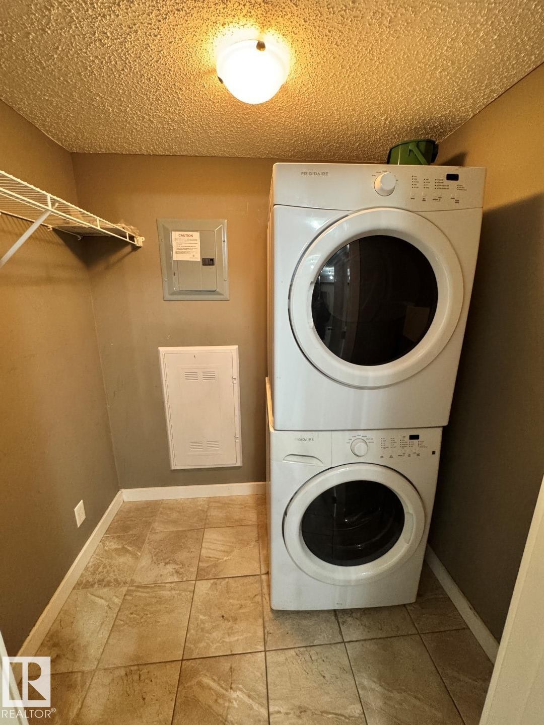 421 107 Watt Common, Edmonton, AB - Indoor Photo Showing Laundry Room