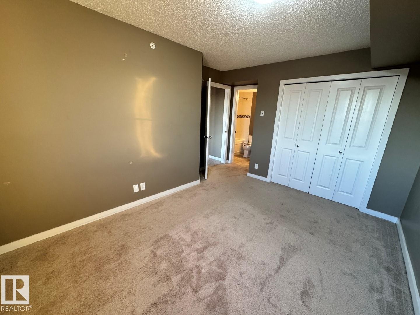 421 107 Watt Common, Edmonton, AB - Indoor Photo Showing Other Room