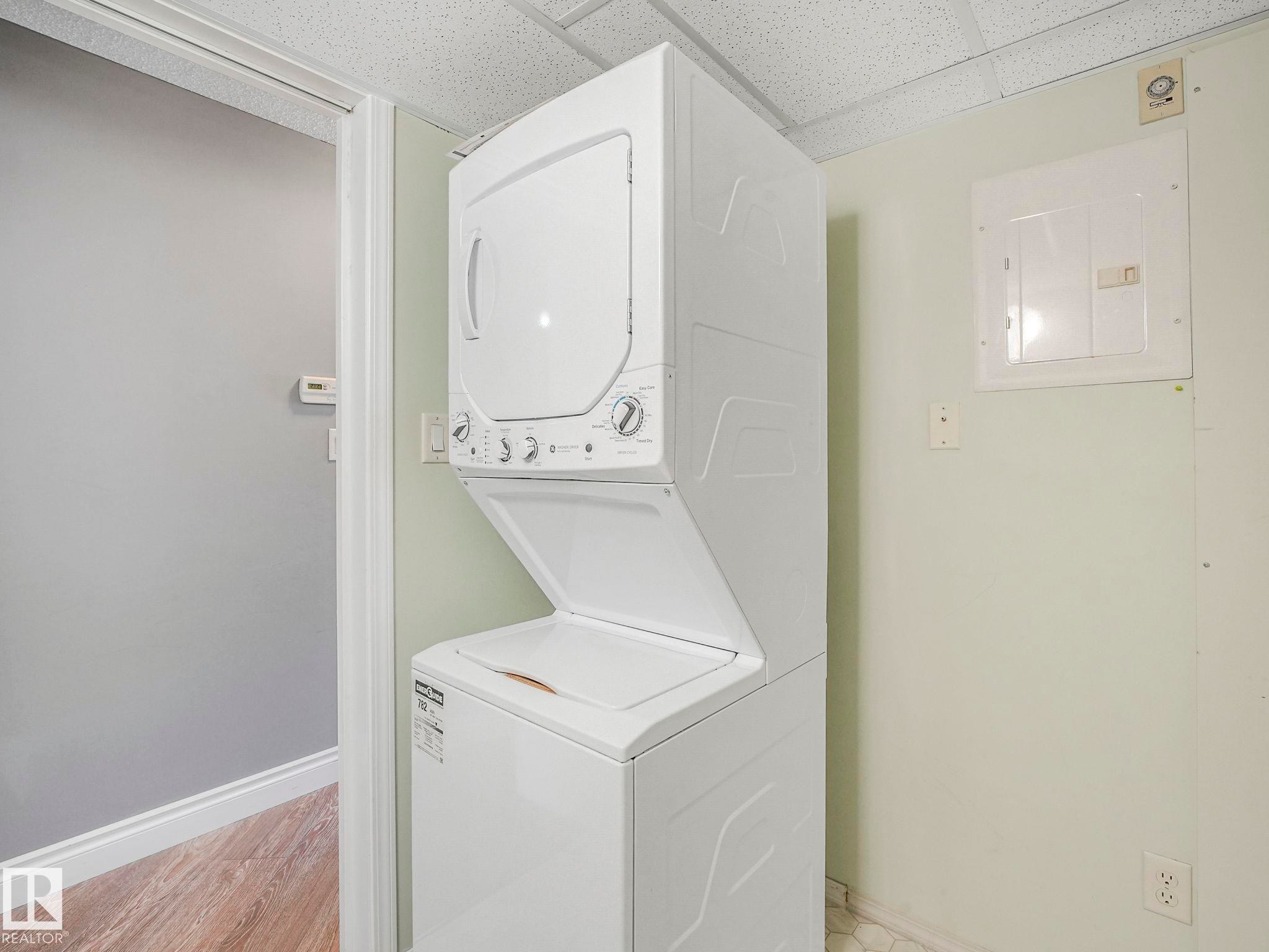 332 16035 132 Street, Edmonton, AB - Indoor Photo Showing Laundry Room