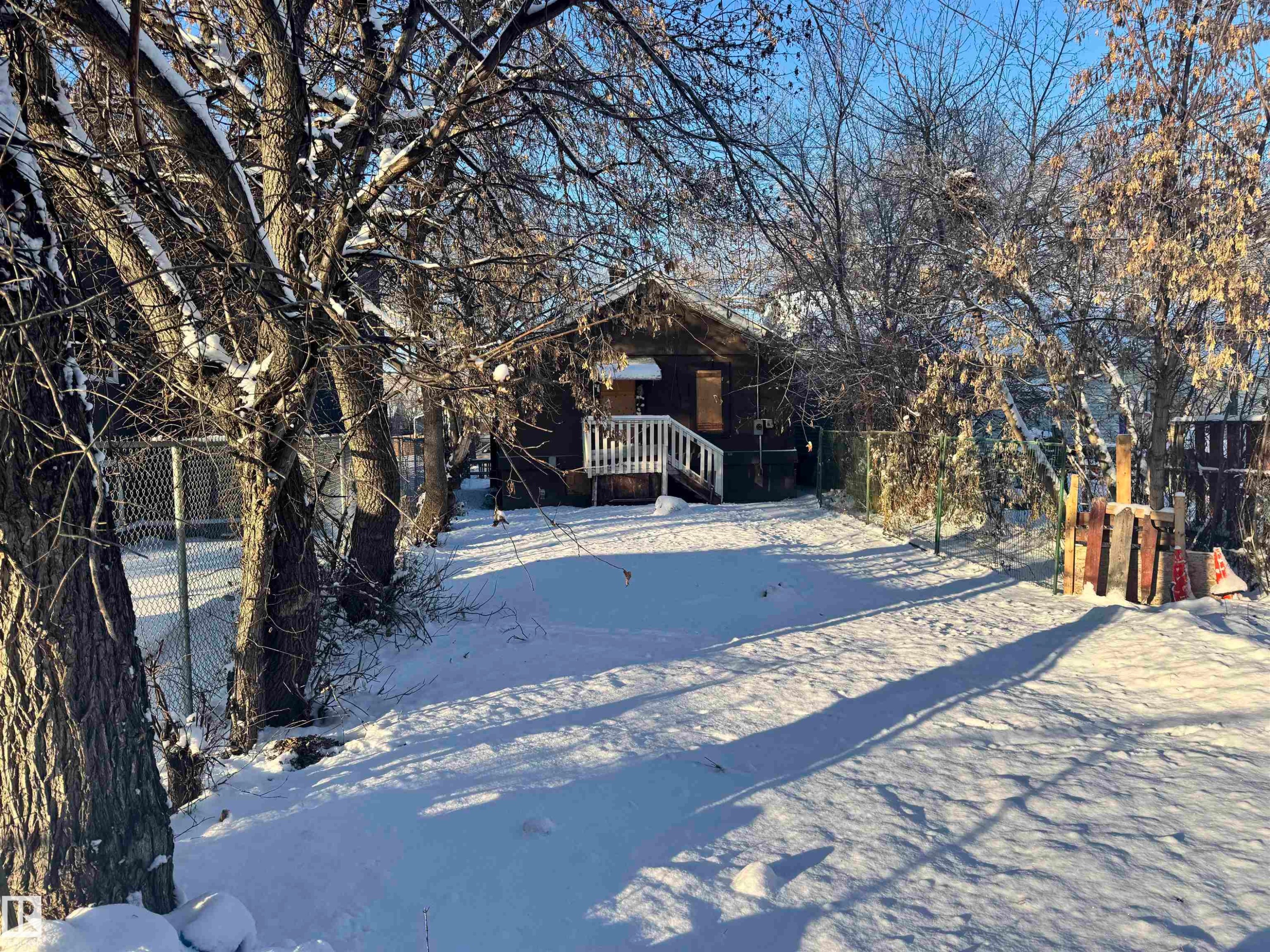 11823 95 Street, Edmonton, AB