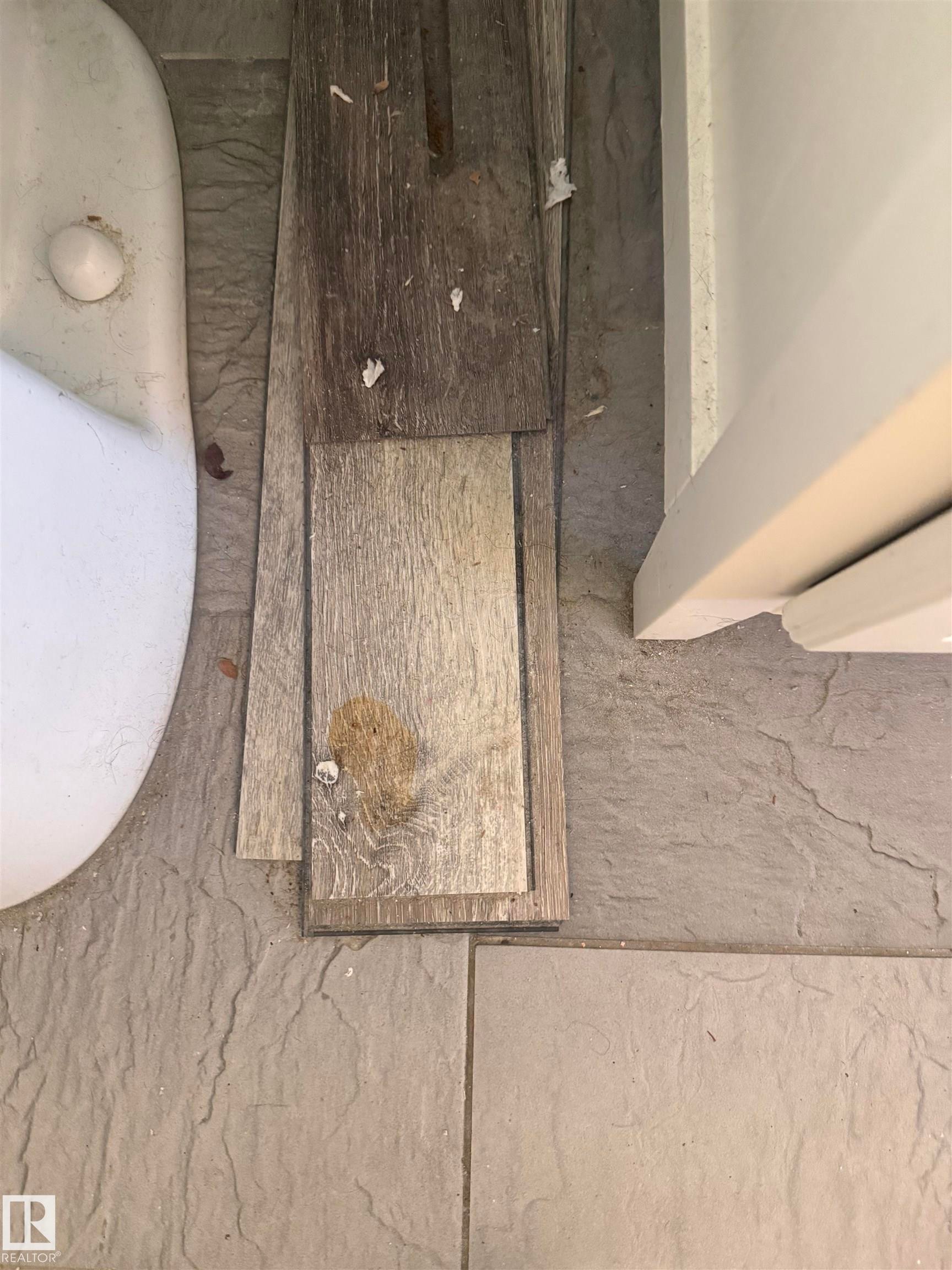 9 Louisbourg Place, St. Albert, AB - Indoor Photo Showing Bathroom