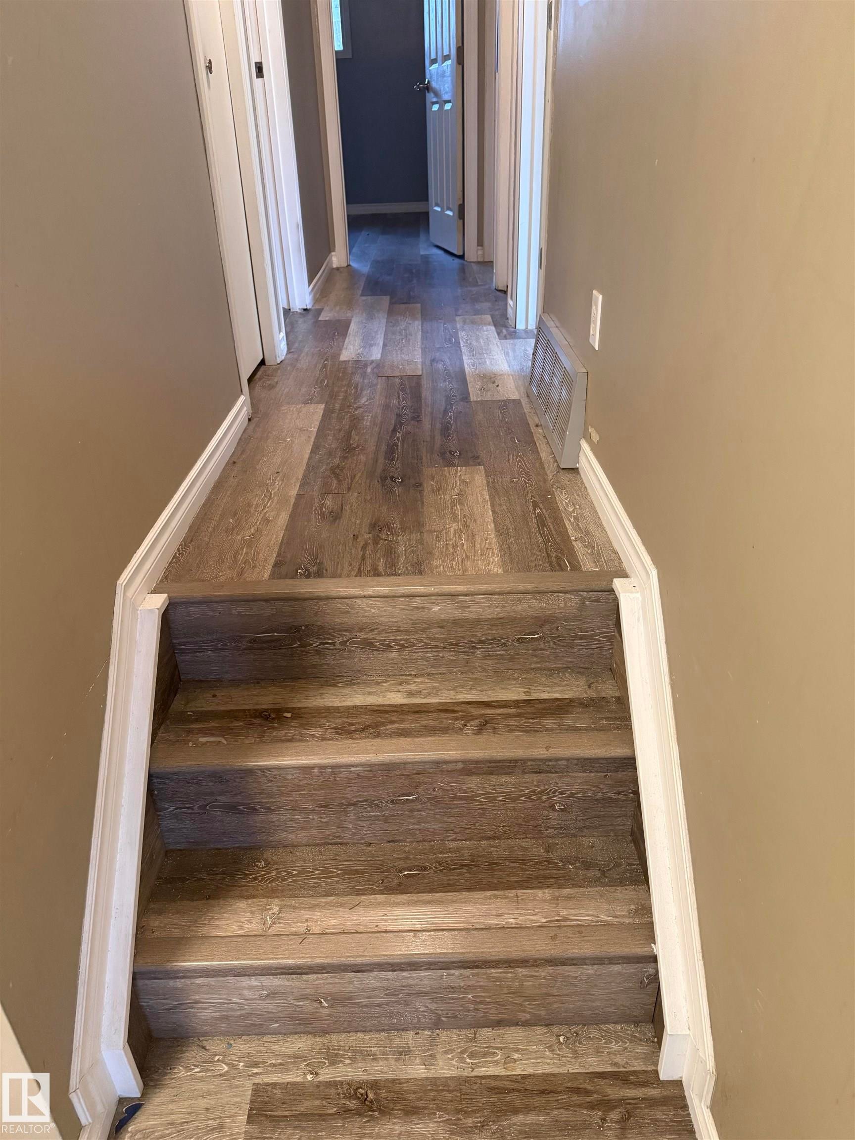 9 Louisbourg Place, St. Albert, AB - Indoor Photo Showing Other Room