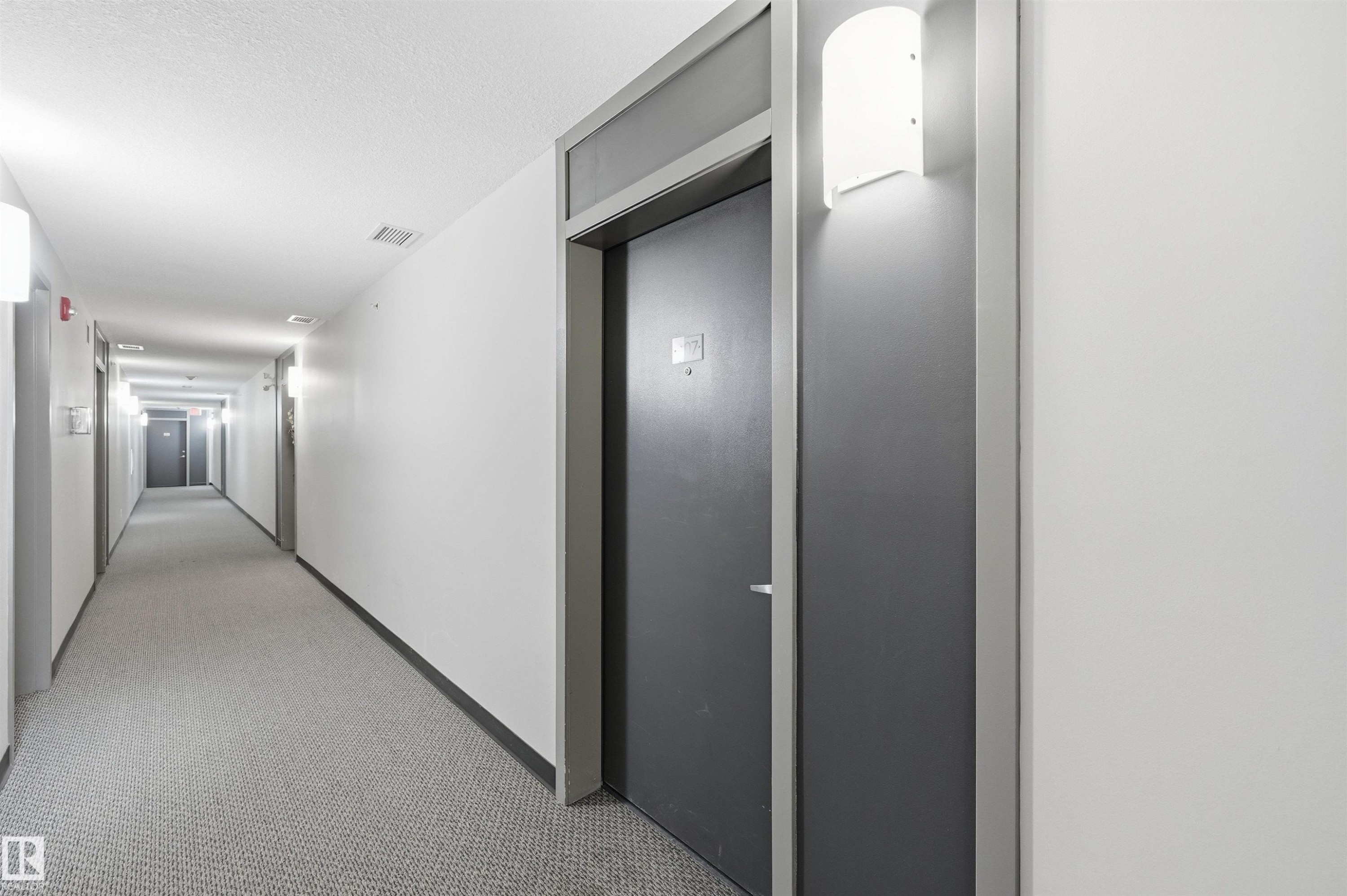 307 812 Welsh Drive, Edmonton, AB - Indoor Photo Showing Other Room