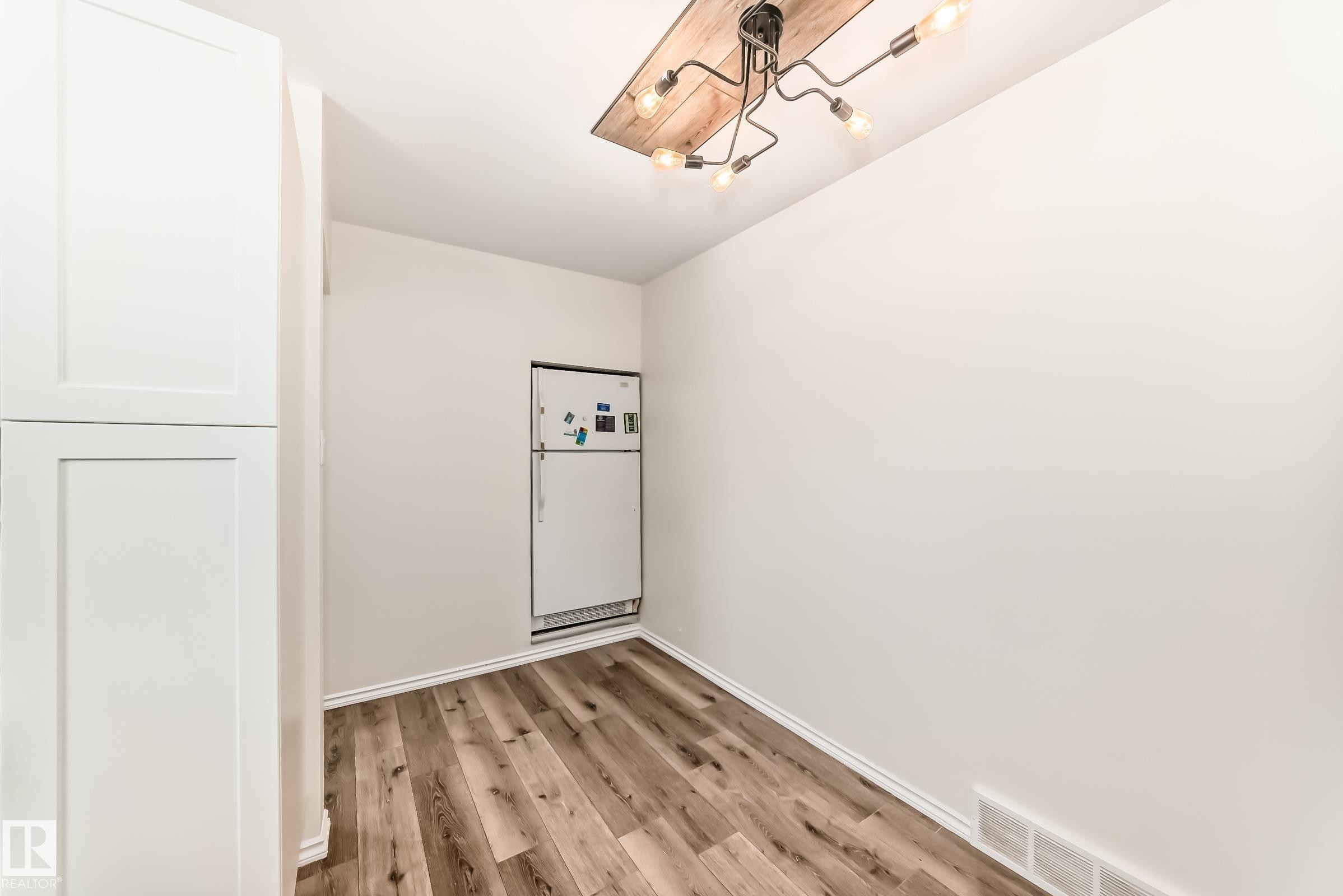 Wetaskiwin, AB - Indoor Photo Showing Other Room