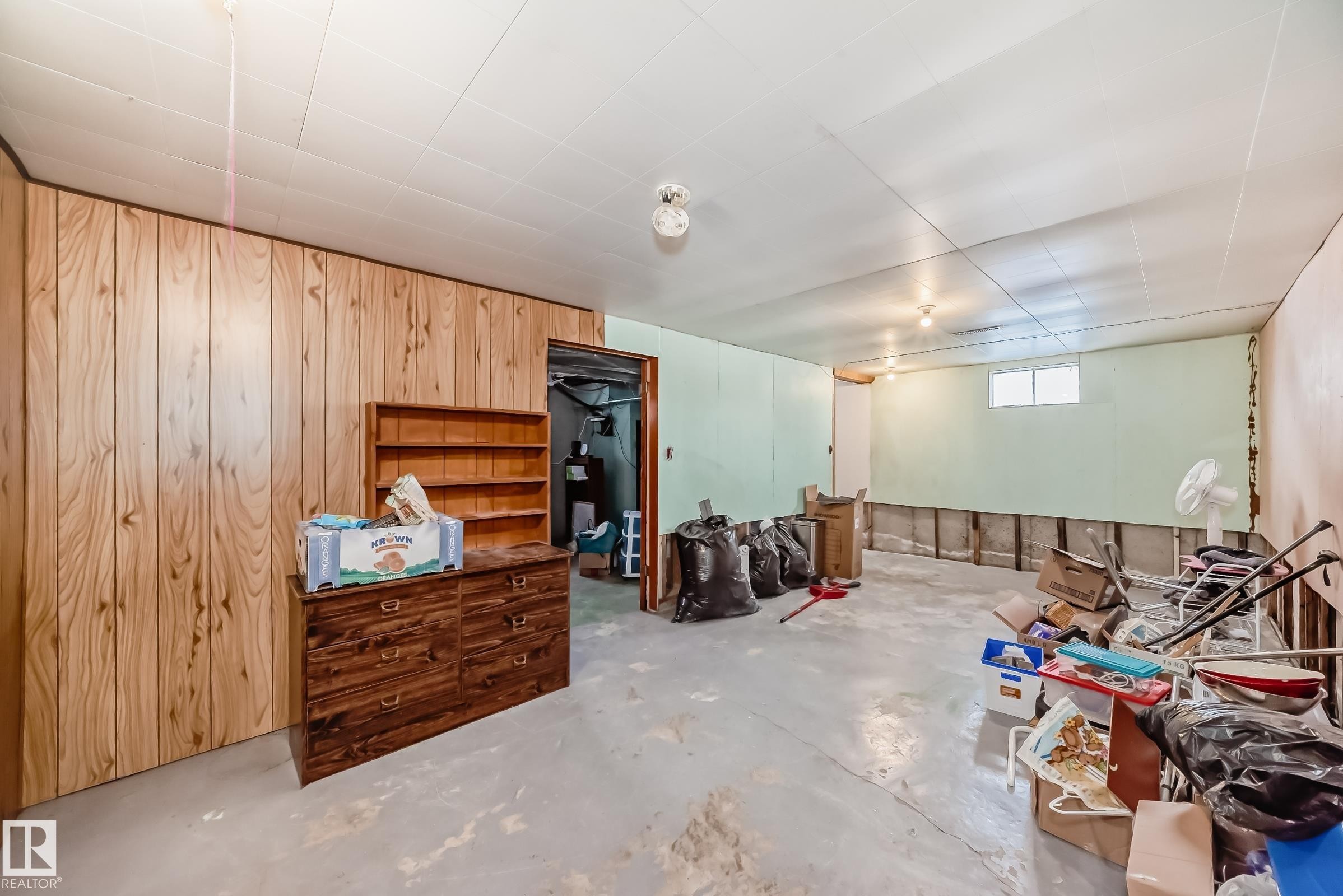 Wetaskiwin, AB - Indoor Photo Showing Other Room