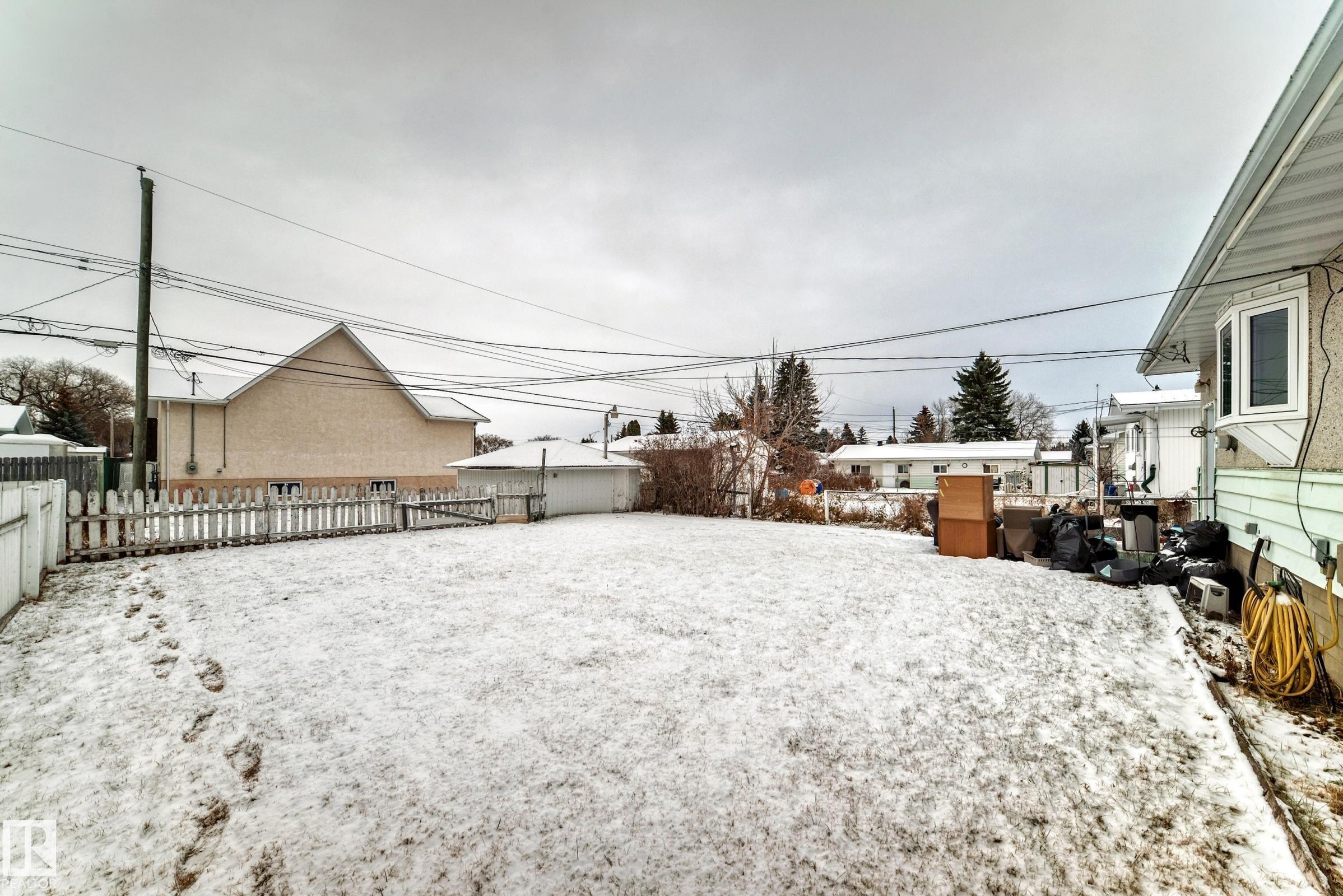 Wetaskiwin, AB - Outdoor