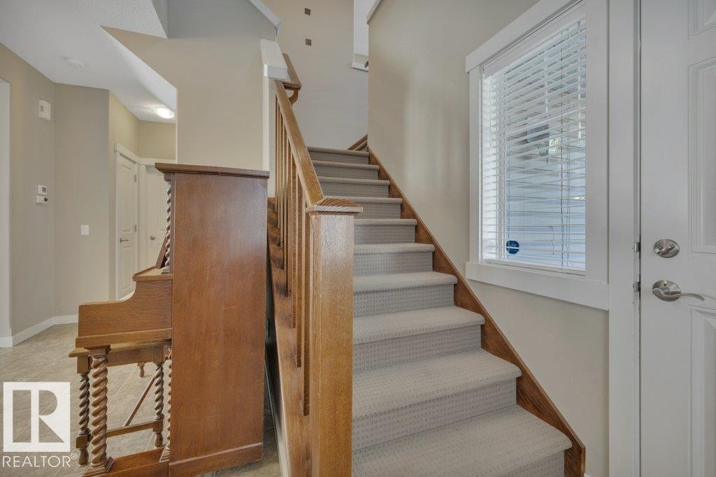 3054 Spence Wynd, Edmonton, AB - Indoor Photo Showing Other Room