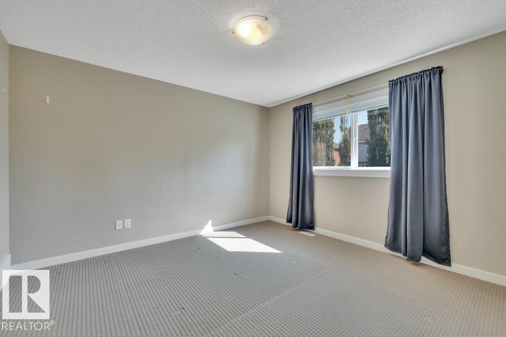 3054 Spence Wynd, Edmonton, AB - Indoor Photo Showing Other Room