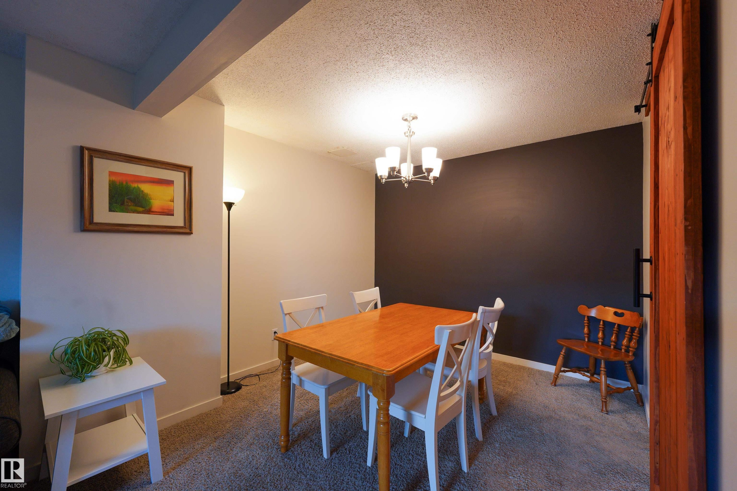 26 Mcleod Place, Edmonton, AB - Indoor Photo Showing Dining Room